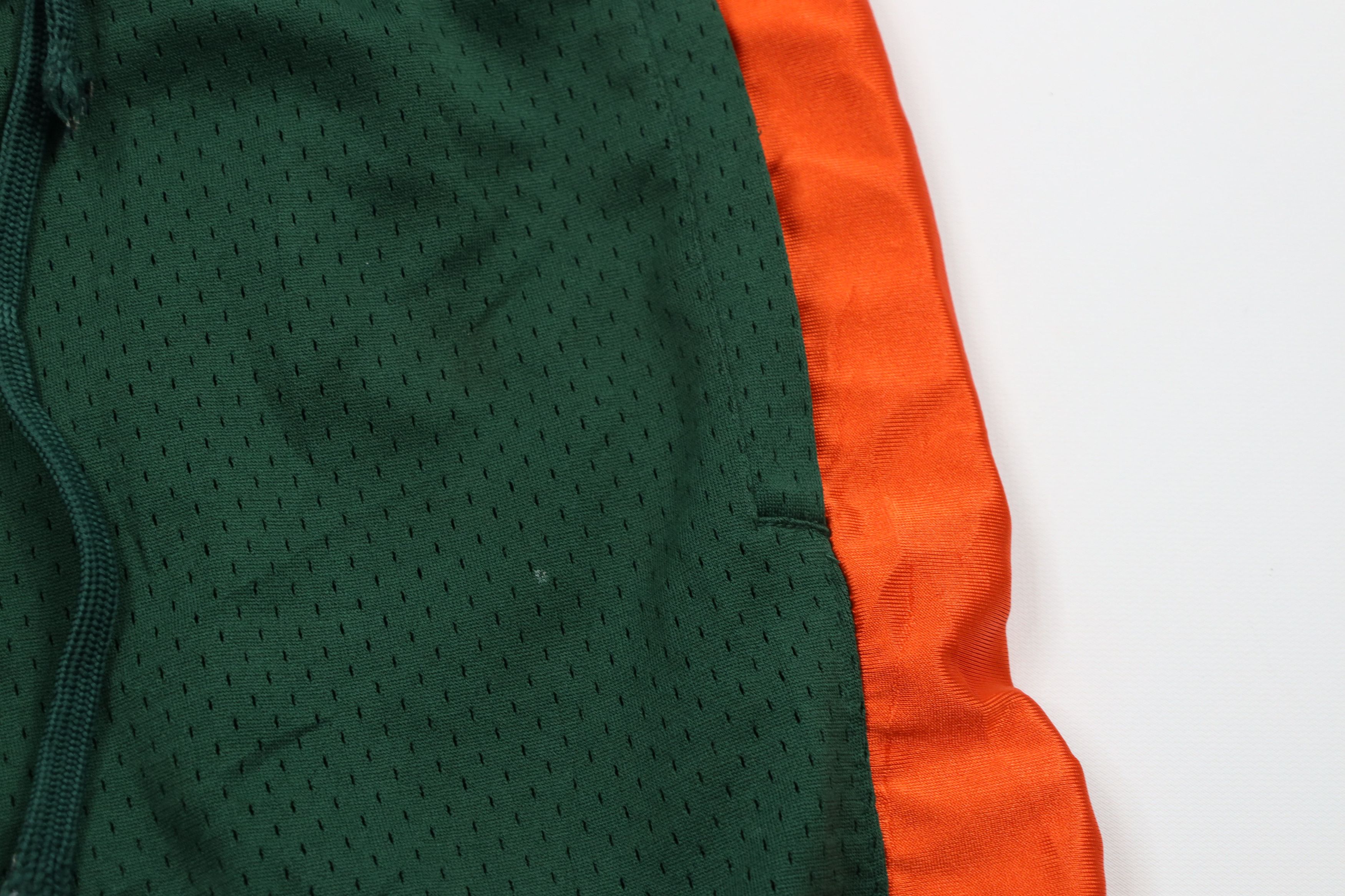 Vintage Vintage University of Miami Hurricanes Basketball Shorts Size US 30 / EU 46 - 5 Thumbnail