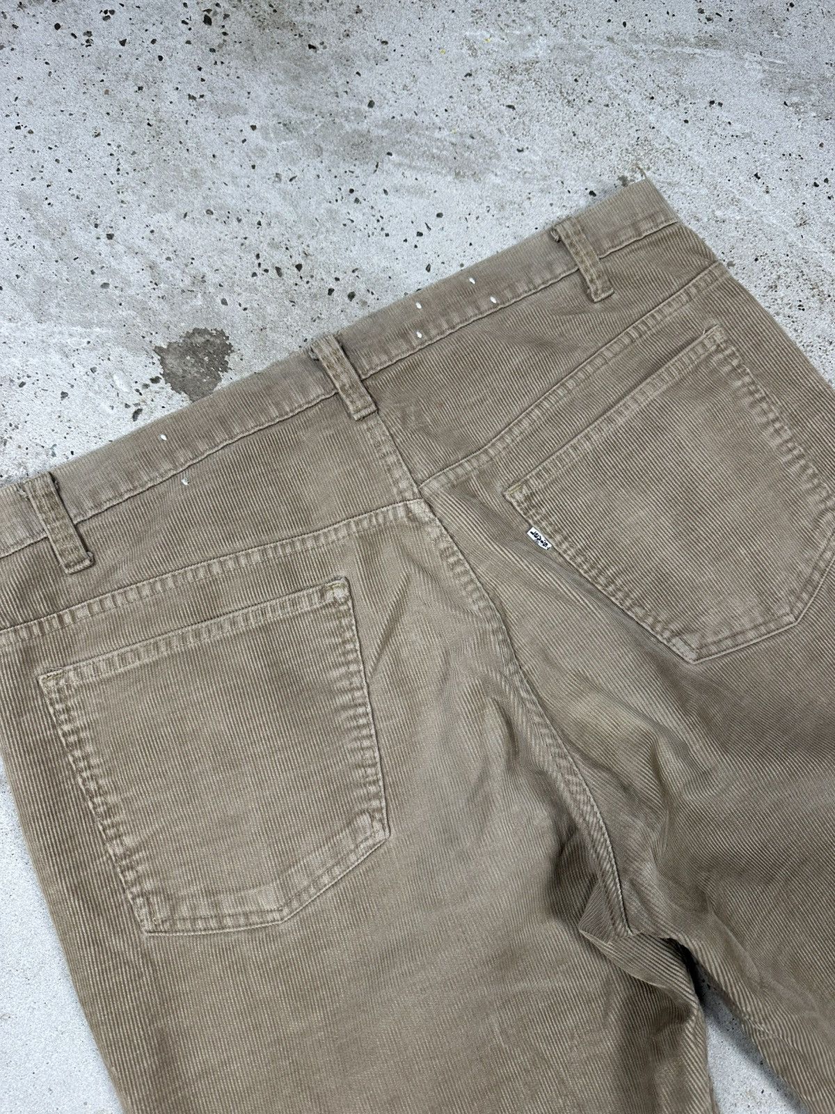 Levi's × Vintage Vintage 90s Levi’s 519 Brown Corduroy Pants Size US 38 / EU 54 - 16 Thumbnail
