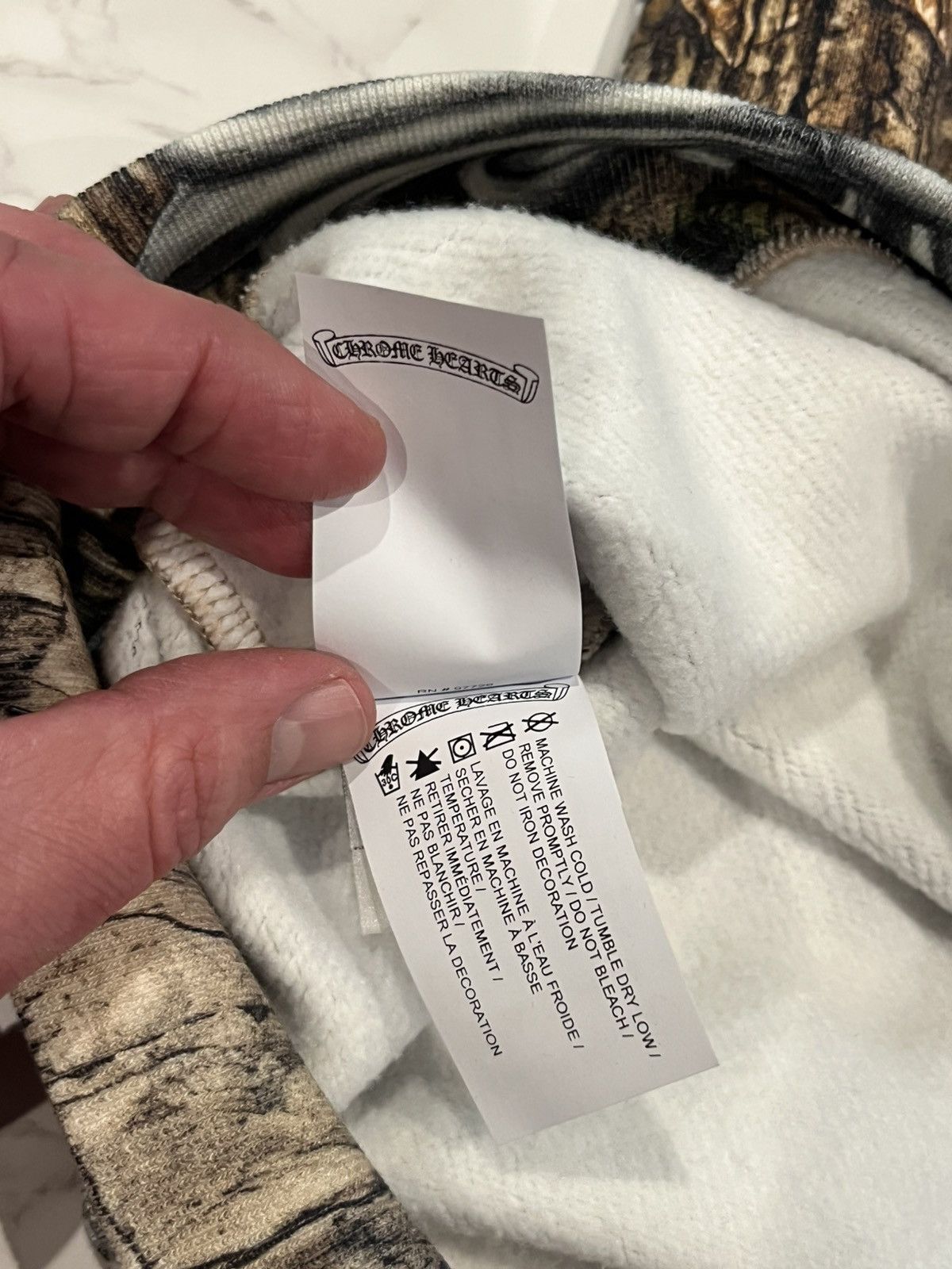 Chrome Hearts × Drake Chrome Hearts Nocta Drake Camo Horseshoe Crewneck Size US XXL / EU 58 / 5 - 7 Thumbnail