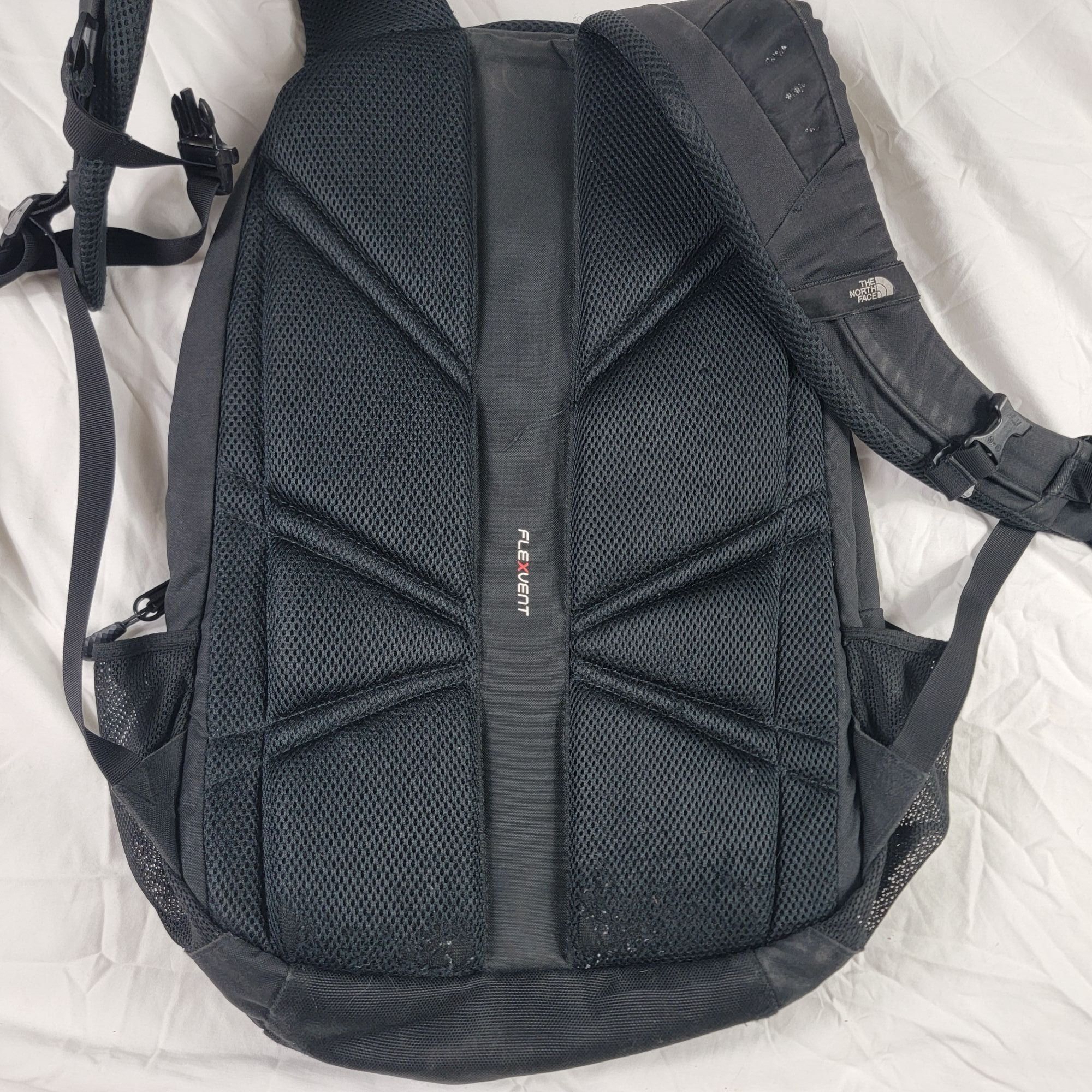 The North Face The North Face Pivoter Adults Black Backpack Flexvent System Size ONE SIZE - 3 Thumbnail