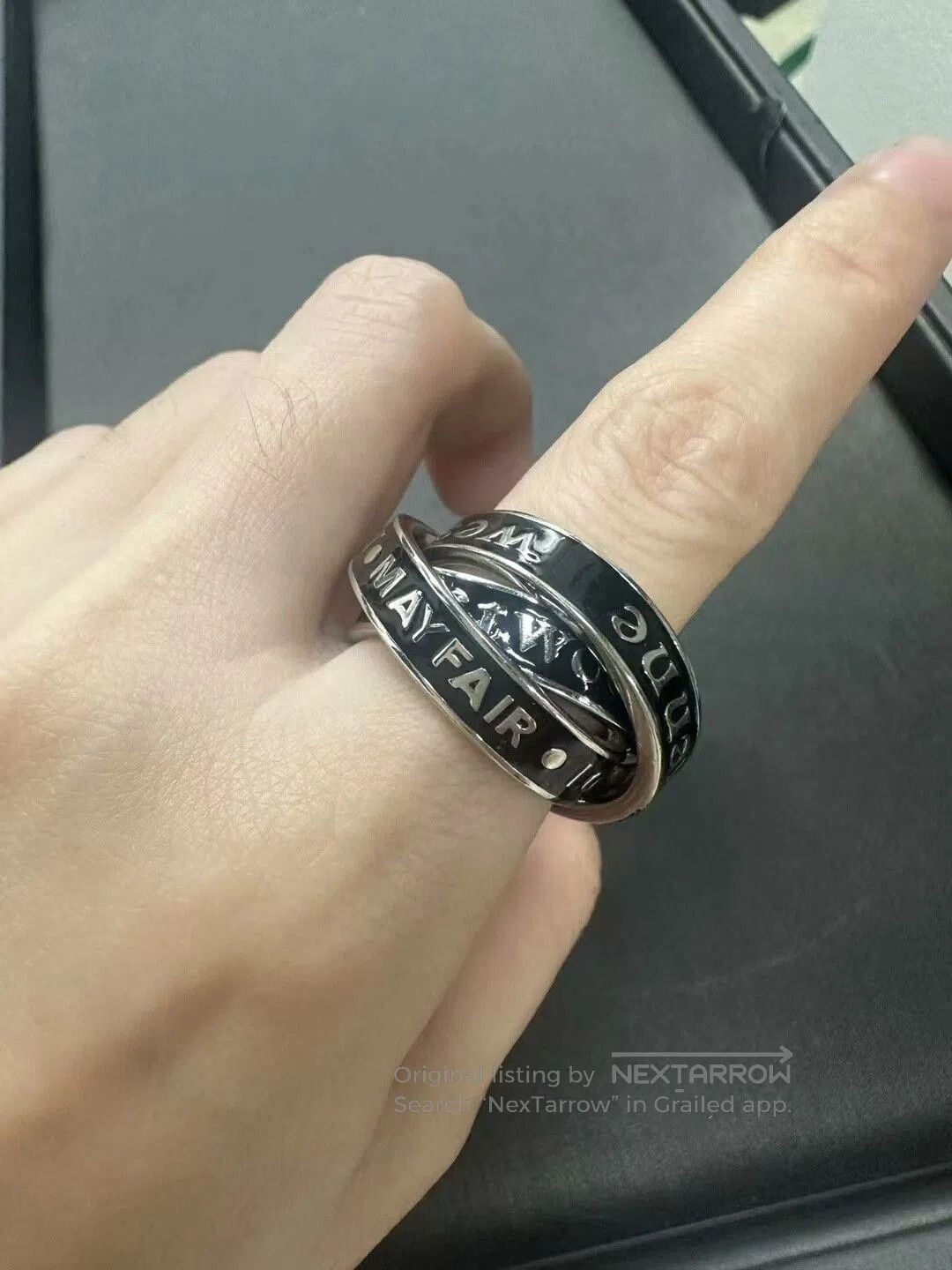 Vivienne Westwood vivienne westwood saturn ring, secondhand. Size ONE SIZE - 1 Thumbnail