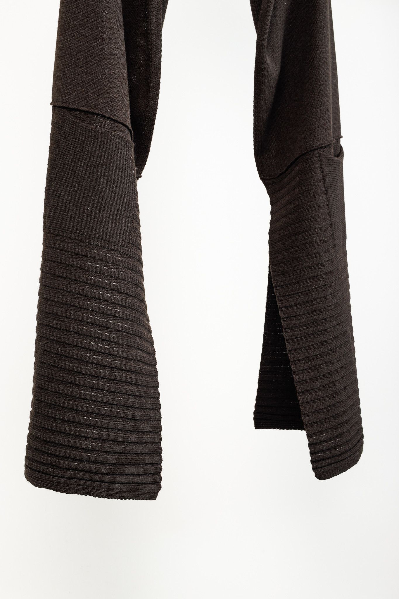 Sarah Pacini Sarah Pacini Brown Wool-Blend Ribbed-Knit Pocket Scarf Size ONE SIZE - 3 Thumbnail