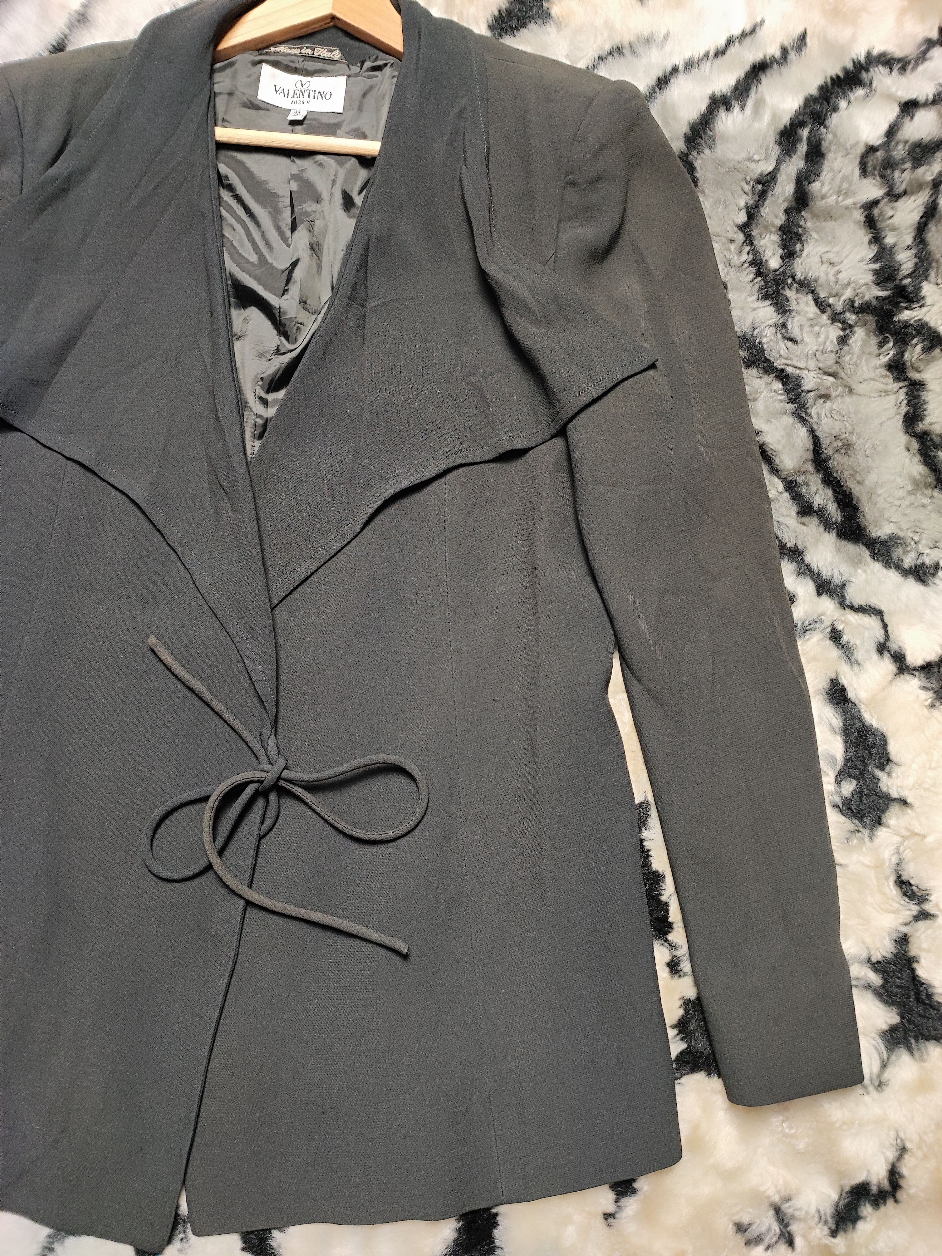 Giovanni Valentino × Valentino × Vintage Vintage Valentino Miss V Velvet Blazer Suit Size 48R - 4 Thumbnail