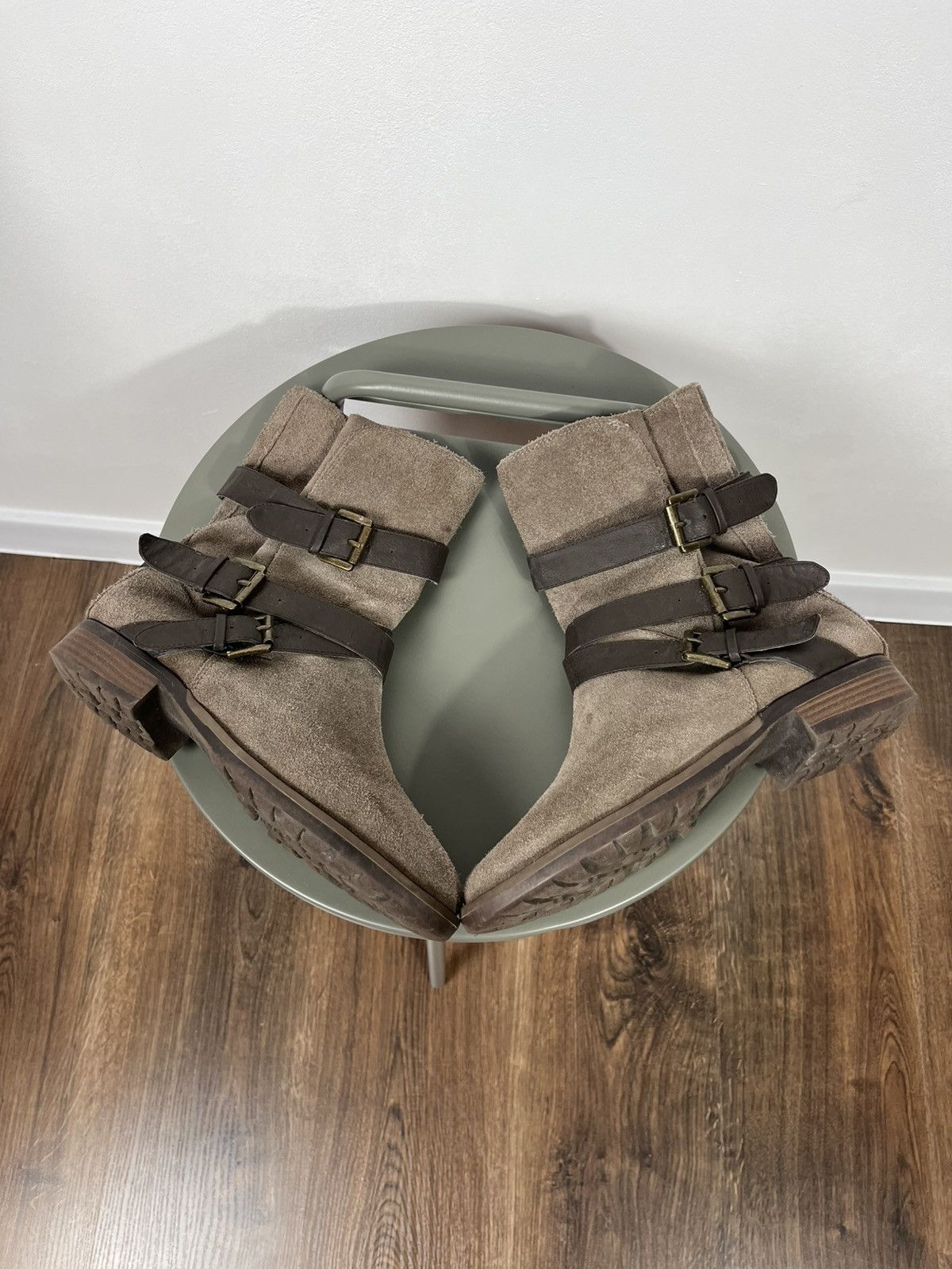 Other Vintage suede ankle boots brown straps and buckles size 39 Size US 8.5 / IT 38.5 - 9 Thumbnail