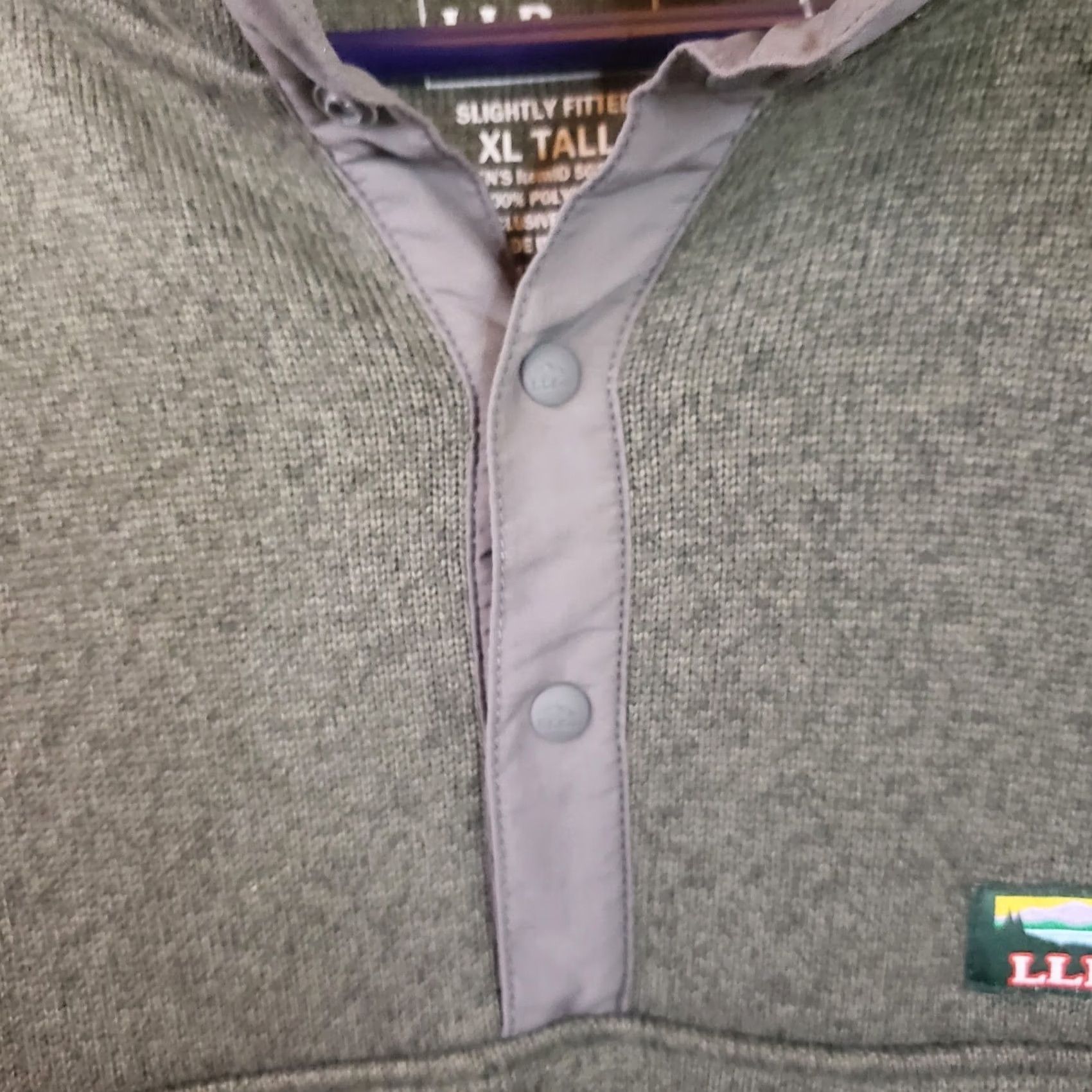 Vintage LL Bean Sweater Men's L Gray Knit Quarter Snap Pullover 502793 Knit Style Pockets Mock Neck Button/Pull 1/4 Snap Vintage No N/A Size US L / EU 52-54 / 3 - 5 Thumbnail