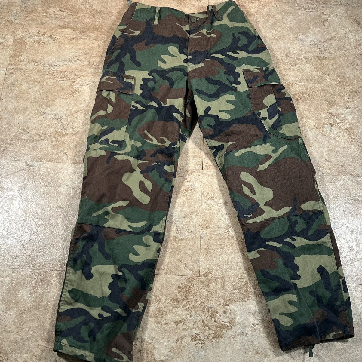 Vintage Military Issued Camouflage Camo Print Cargo Utility Pants Size US 35 - 1 Thumbnail
