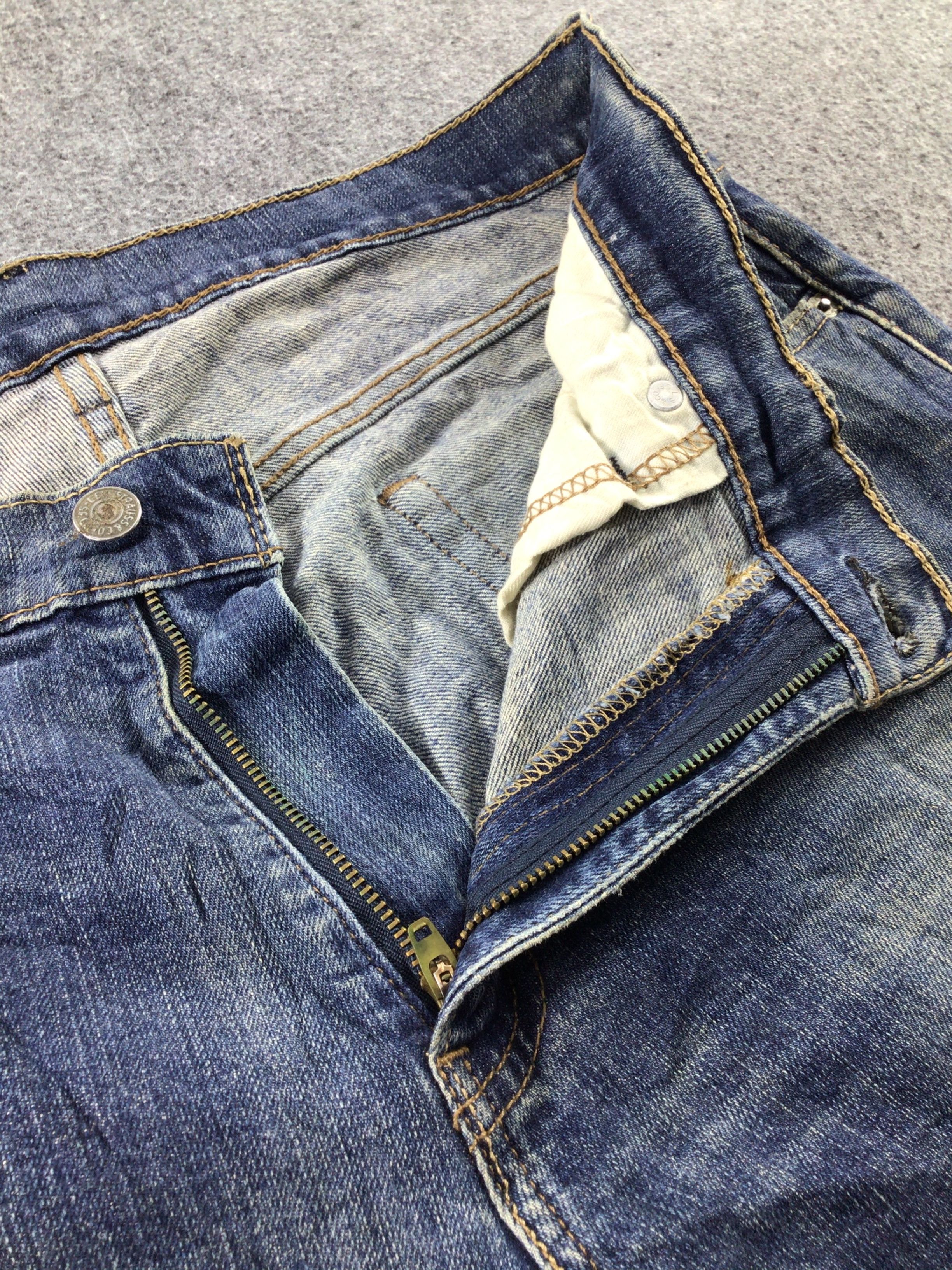 Levi's Vintage Levis 514 Jeans-J789 Size US 35 - 8 Thumbnail