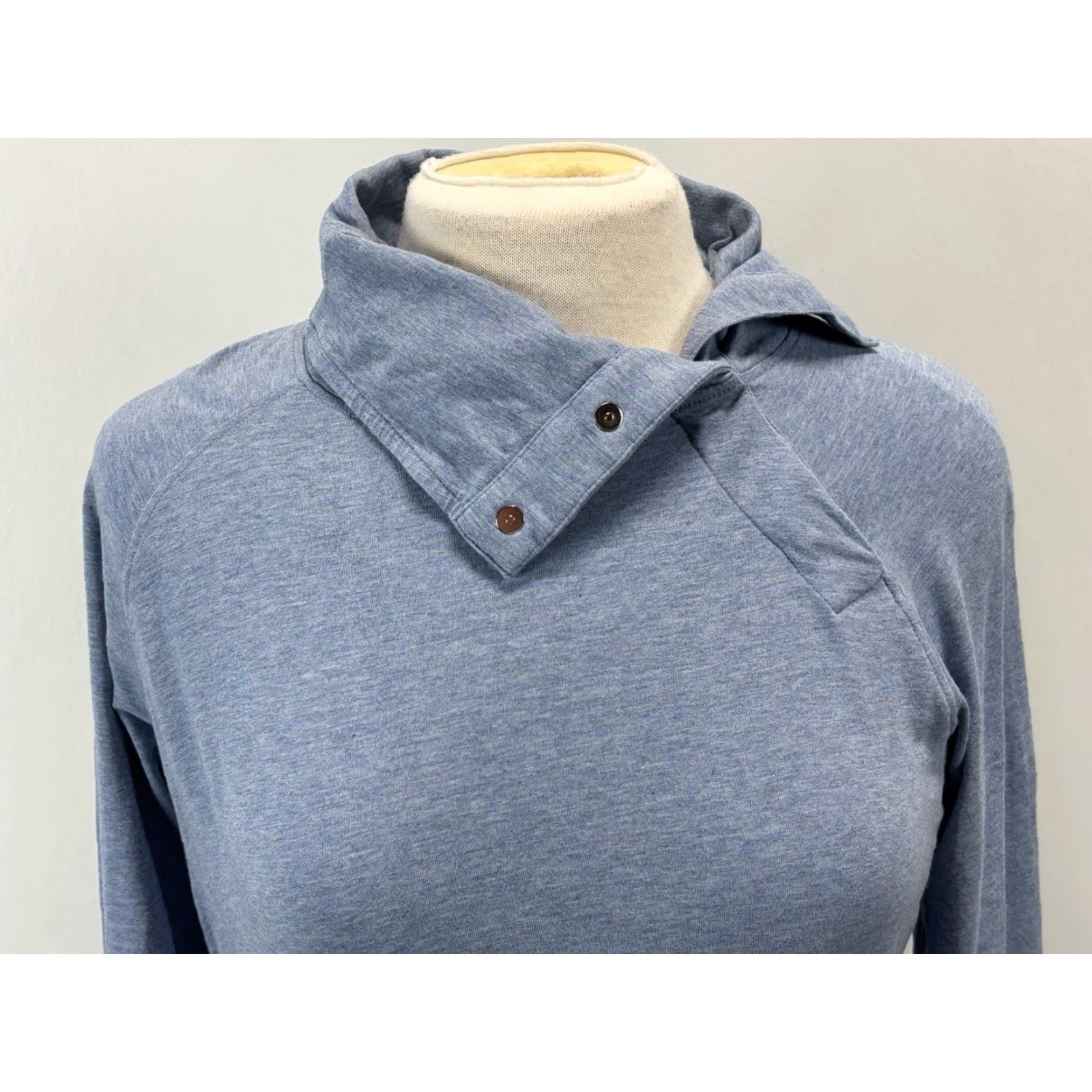 Vintage Coolibar UV Protection Women's Sea Breeze Funnel Neck Top Long Sleeve XS Blue Sun Protective Casual Womens Size XS / US 0-2 / IT 36-38 - 6 Thumbnail