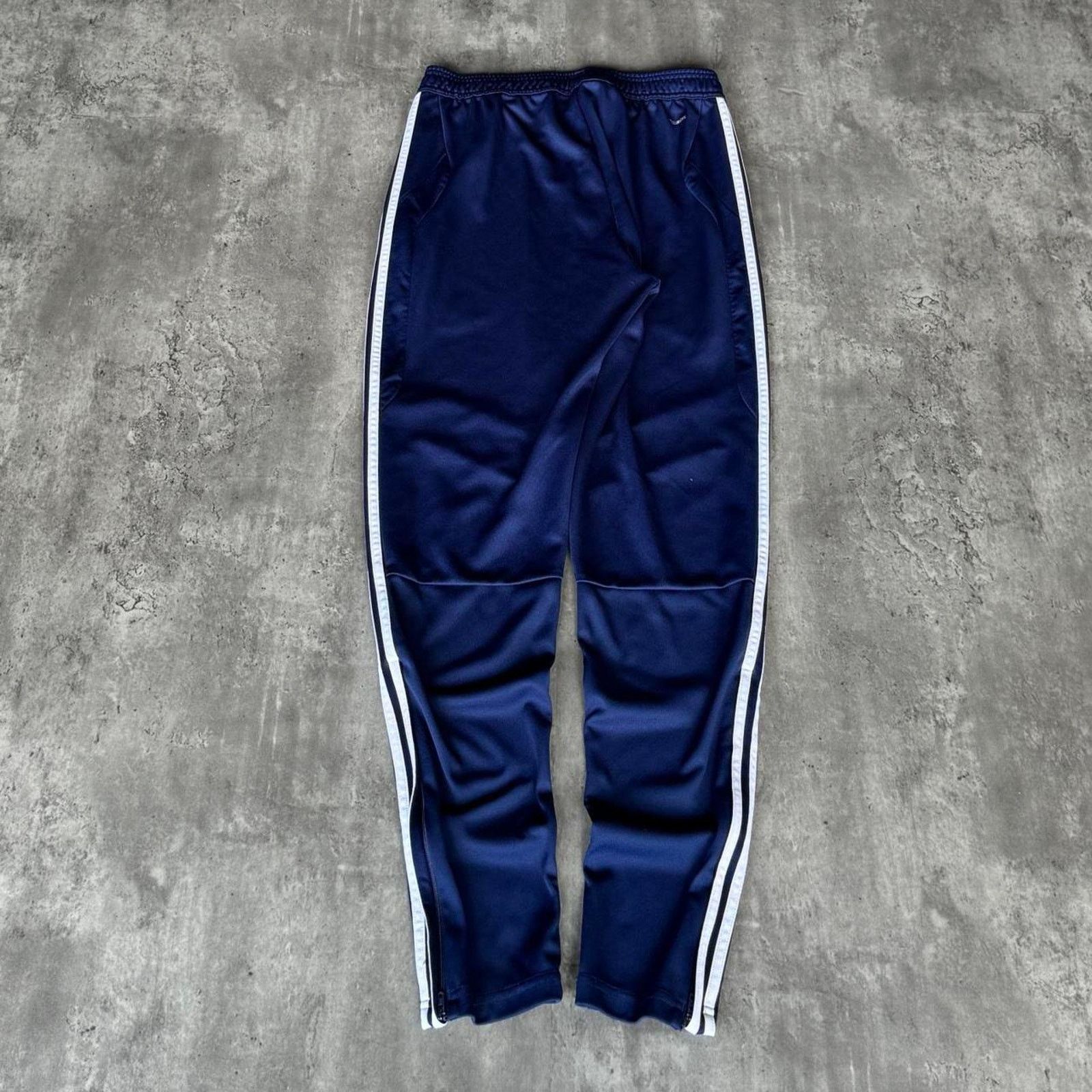 Adidas × Vintage Adidas Navy Blue & White Embroidered Technical Sweatpants Size US 29 - 2 Thumbnail