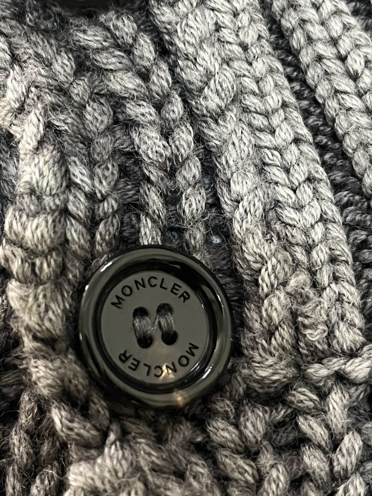 Moncler Moncler hand made knitwear cardigan Size US M / EU 48-50 / 2 - 5 Thumbnail