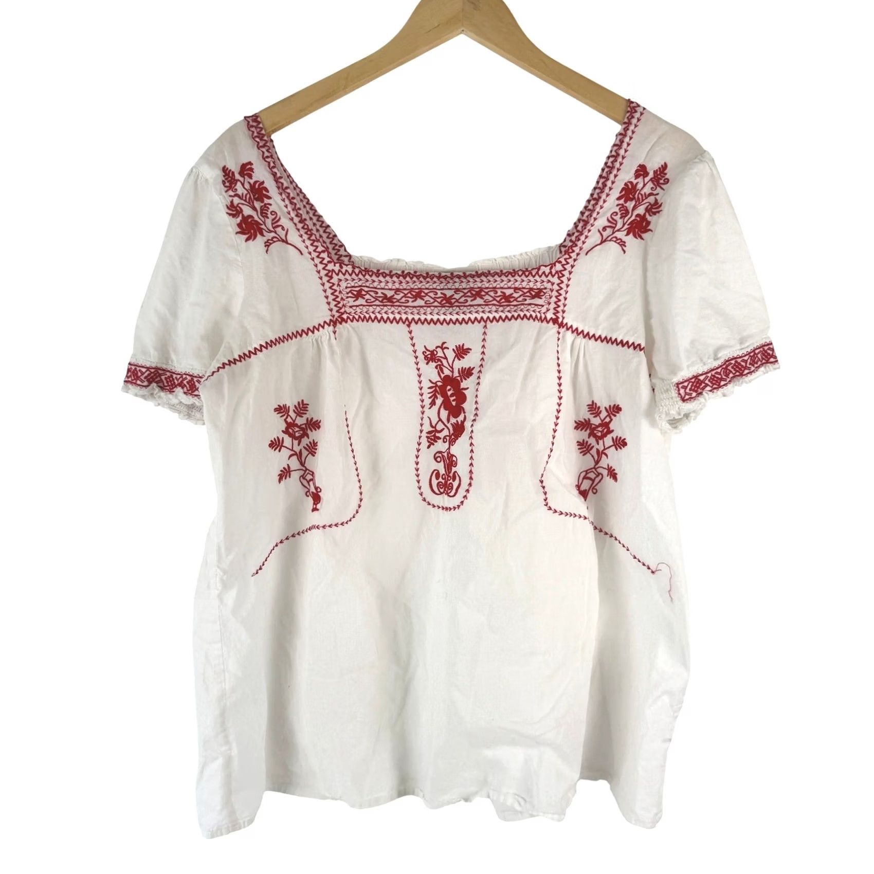 Torrid Torrid Cotton Blouse Square Neck Puff Sleeve Boho Embroidered White Red Plus Size 1 Adults Women Summer Casual Size XS / US 0-2 / IT 36-38 - 2 Thumbnail