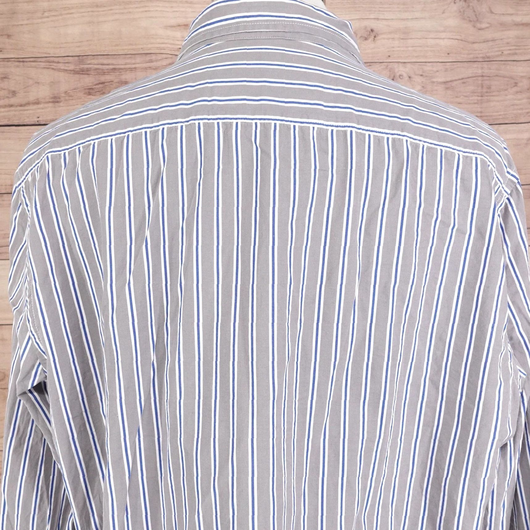 American Eagle Outfitters VINTAGE American Eagle Outfitters Button-Up Shirt Mens 2XL Gray Striped Regular Fit Long Sleeve Size US XXL / EU 58 / 5 - 5 Thumbnail