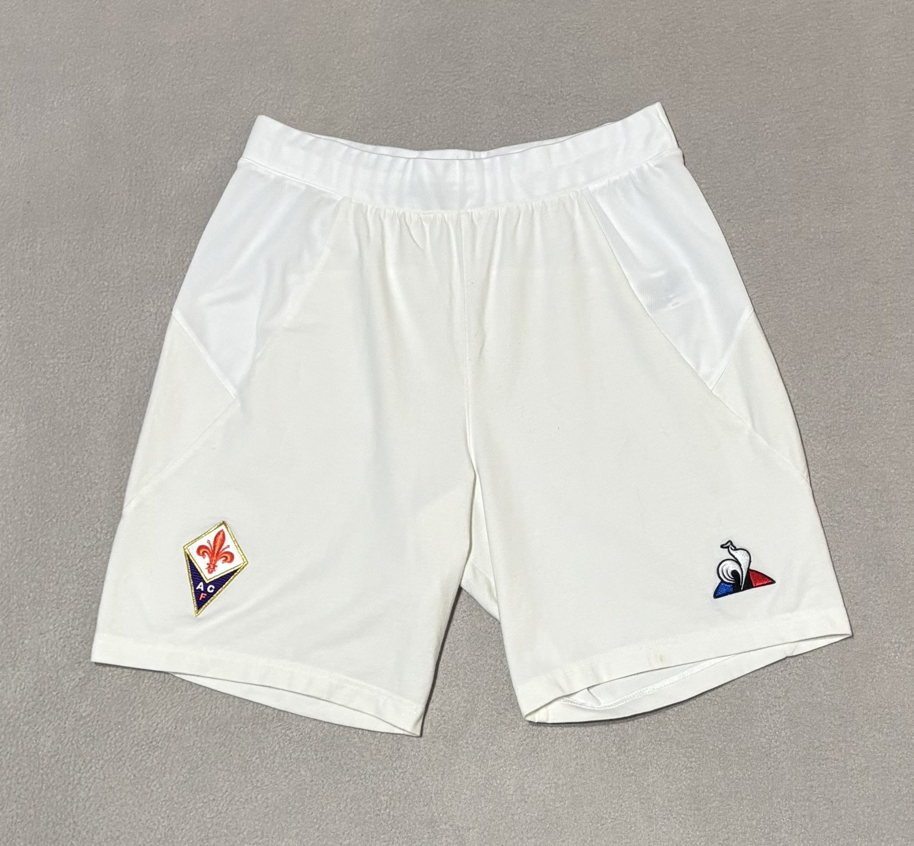 Le Coq Sportif AC Fiorentina 2019/2020 Le Coq Sportif Football Shorts Size US 32 / EU 48 - 5 Thumbnail