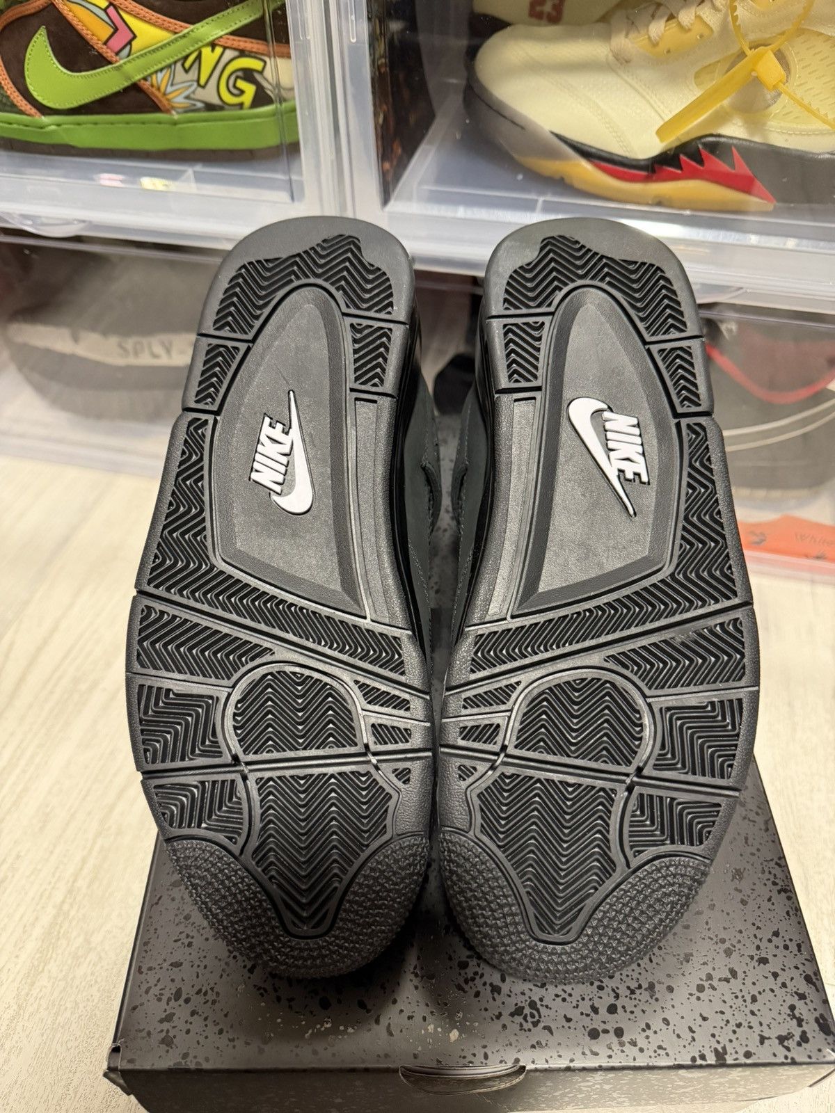 Air Jordan 4 Retro Black Cat 2025