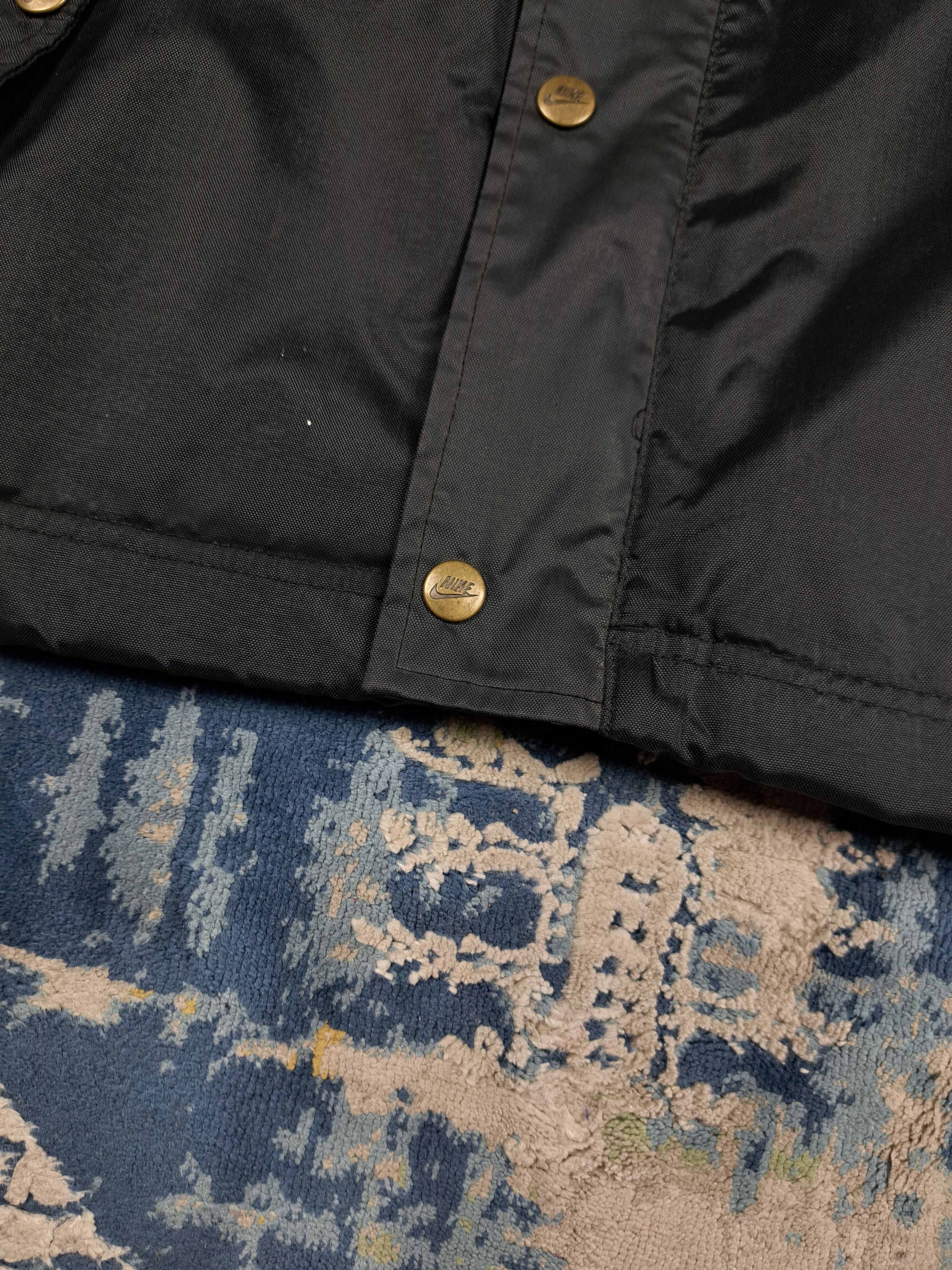 Nike Vintage 90s Nike Nylon Coach Jacket Embroidered Details Size US L / EU 52-54 / 3 - 5 Thumbnail