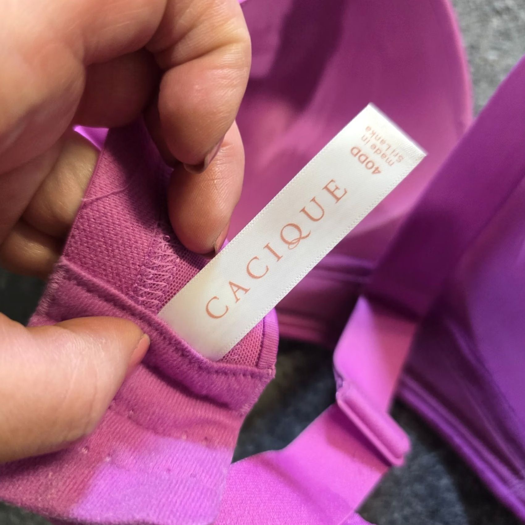 Pinko Cacique Bra Womens 40DDD Pink Lightly Lined No Wire Lane Bryant Classic Comfort Shirt Womens 40DDD Pink Lightly Lined Wireless Back Closure Hook & Eye Size ONE SIZE - 5 Thumbnail