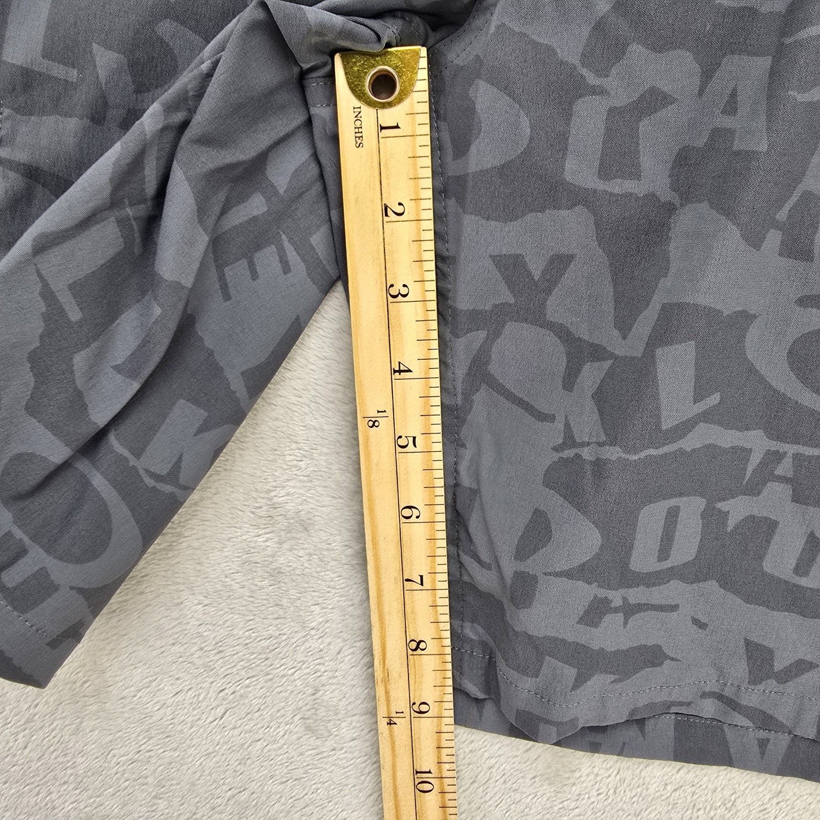 Oakley Oakley Golf Transition Ransom Short Mens 33 Gray Collage AOP Size US 33 - 10 Thumbnail