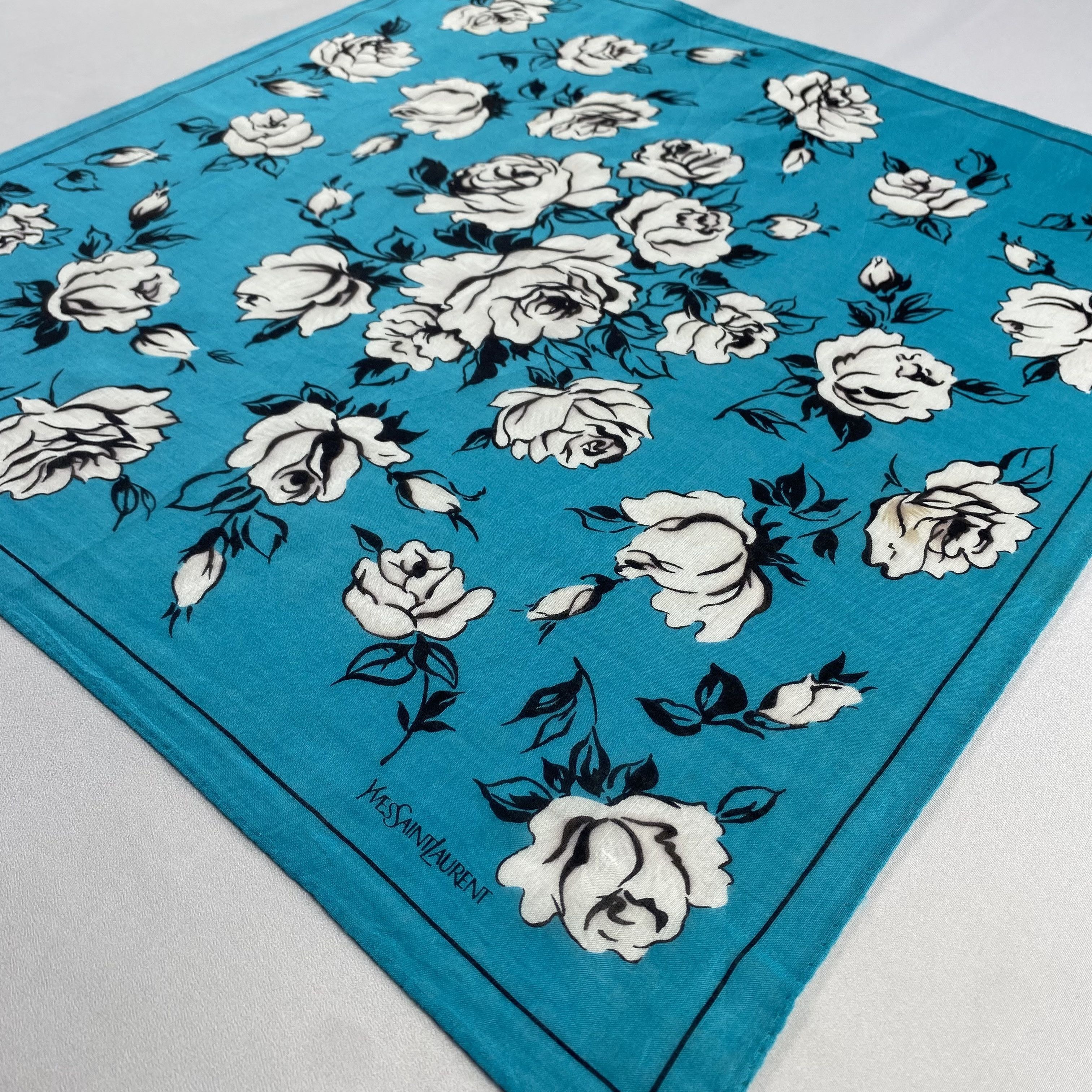 Vintage Yves Saint Laurent Handkerchief / Neckerchief-P1563 Size ONE SIZE - 2 Thumbnail