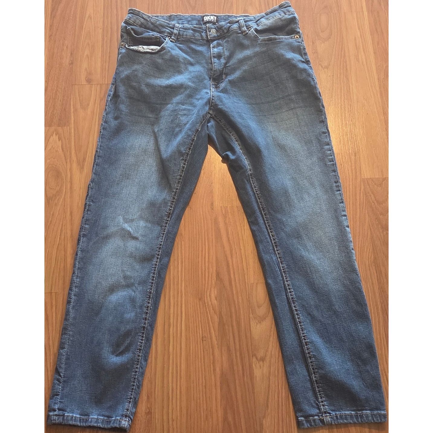 DKNY Stylish DKNY Bedford Slim Fit Blue Denim Jeans W33 L29 Size US 33 - 3 Thumbnail