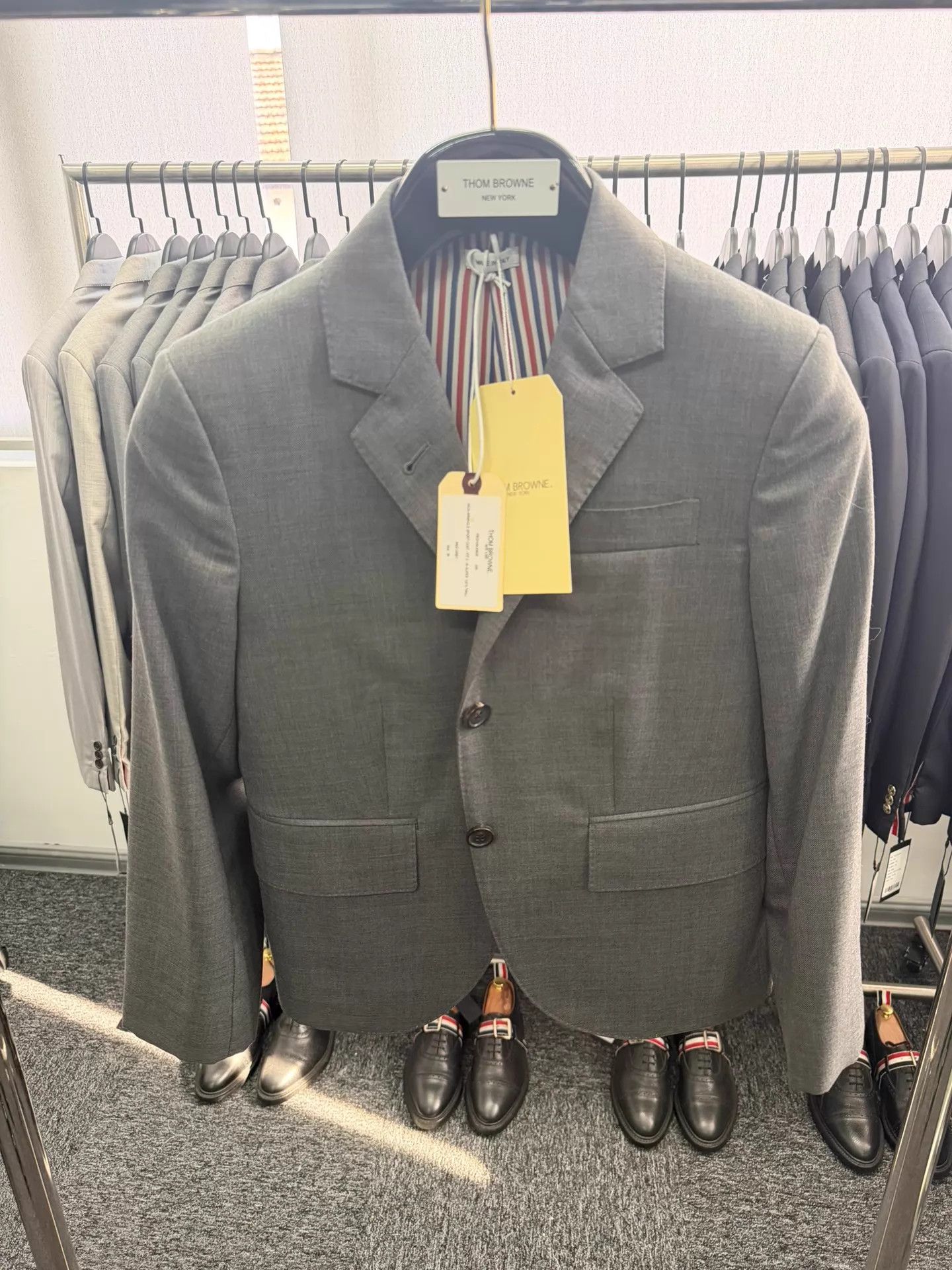Thom Browne Thom Browne Women's Classic Short Blazer Mid Gray Size 38 Size XS / US 0-2 / IT 36-38 - 1 Thumbnail