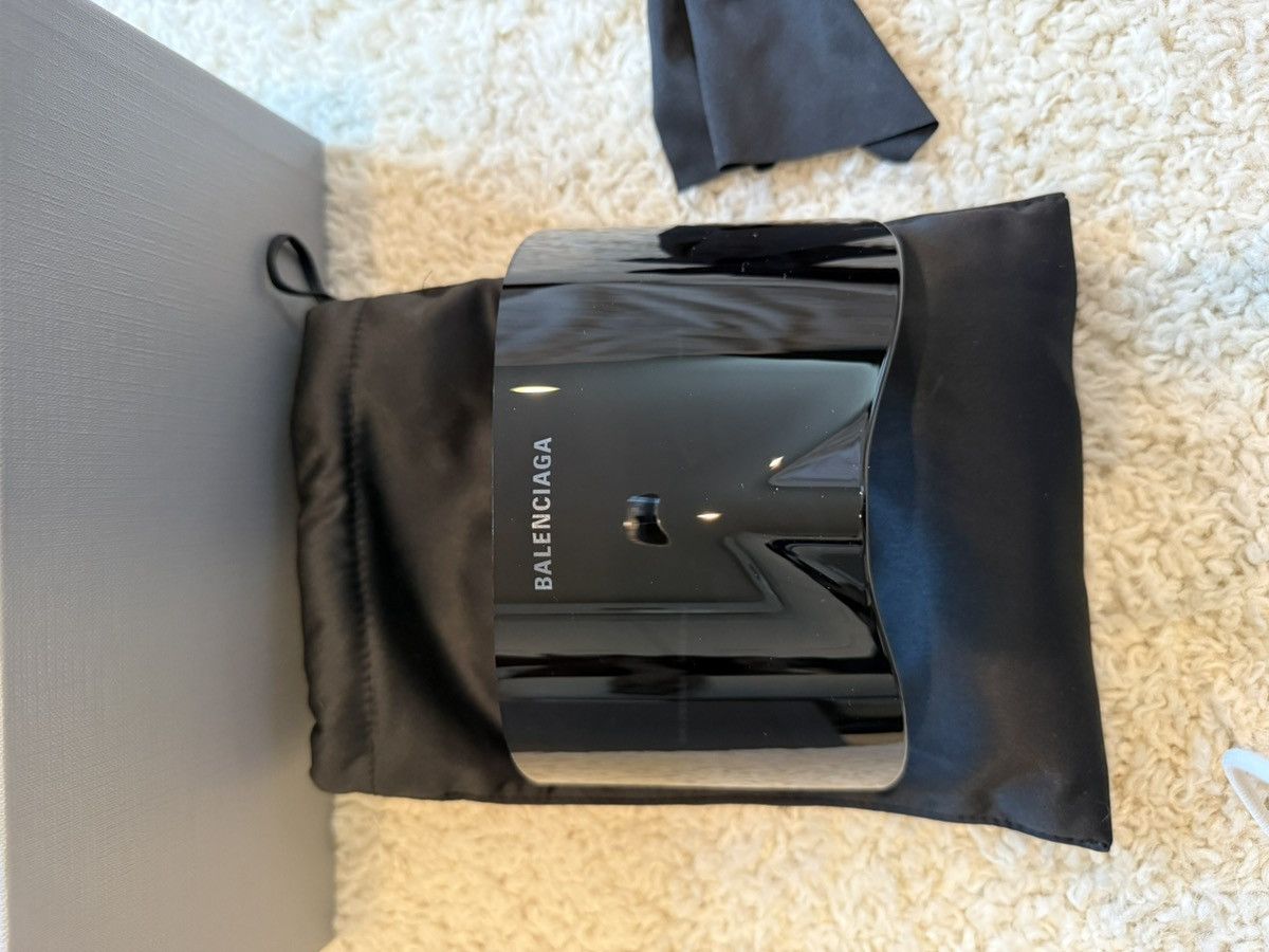 Balenciaga Fall23 Rectangle Mask Sunglasses