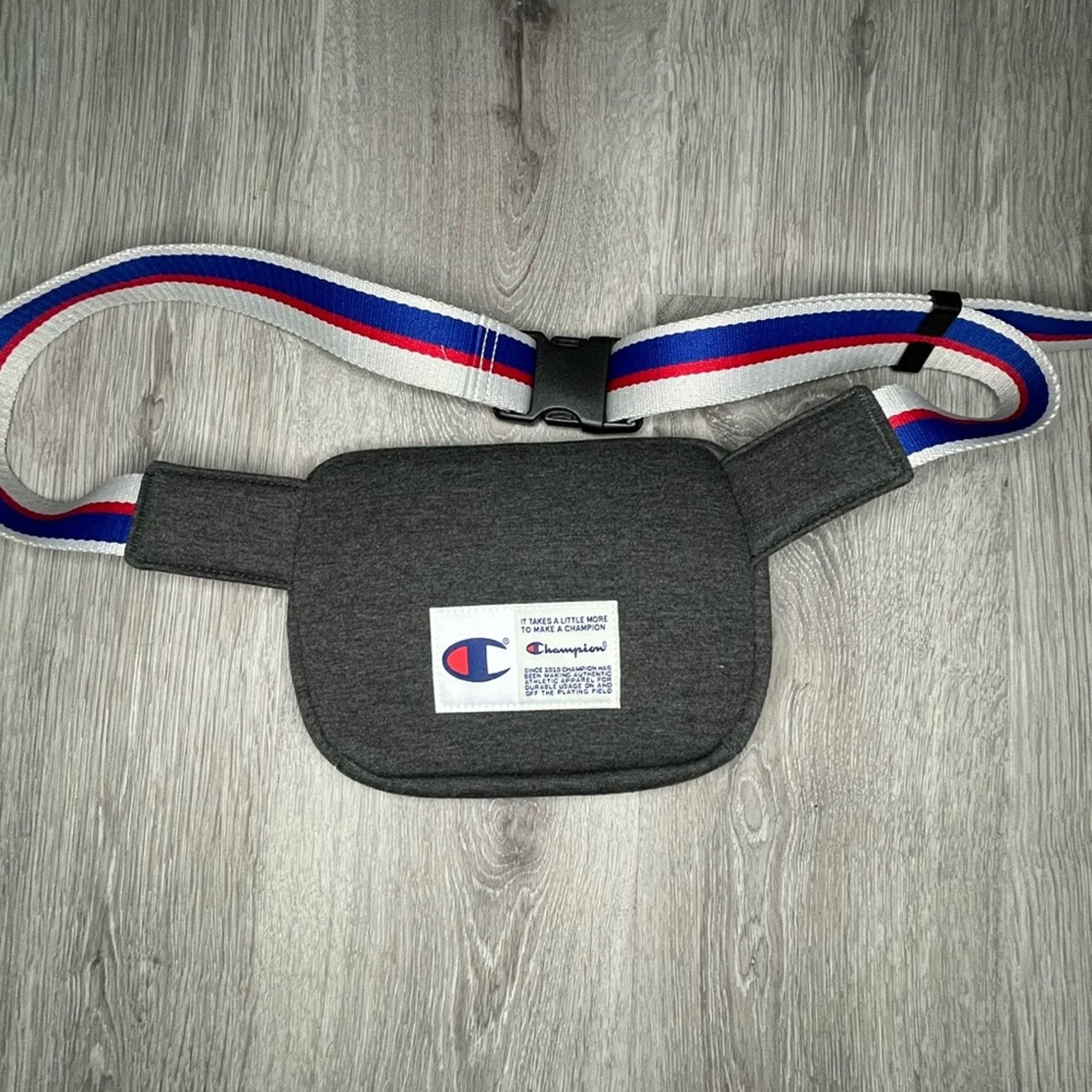 Champion Champion Authentic Unisex Multi Purpose Belt Bag Black Logo Size ONE SIZE - 2 Thumbnail