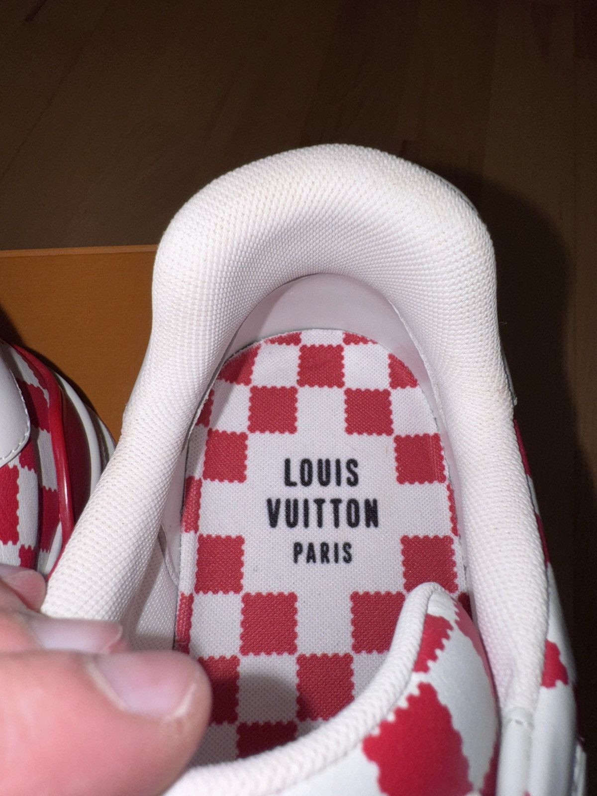 Louis Vuitton Louis Vuitton X Nigo LV Trainer Red White Damier Size US 10 / EU 43 - 15 Thumbnail