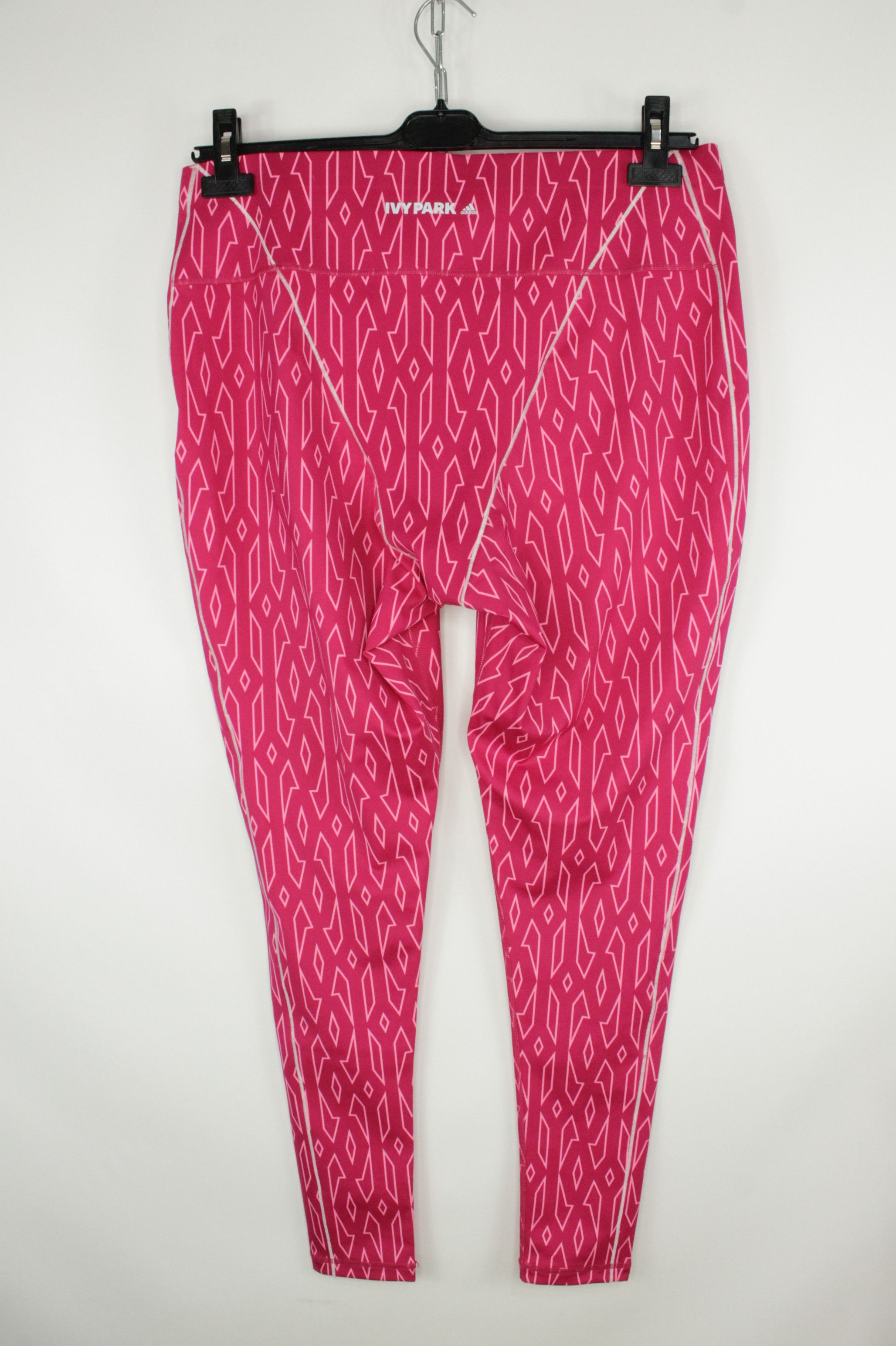 Adidas × Ivy Park Adidas x Ivy Park Monogram Training Suit Leggings Top Size XL / US 12-14 / IT 48-50 - 12 Thumbnail
