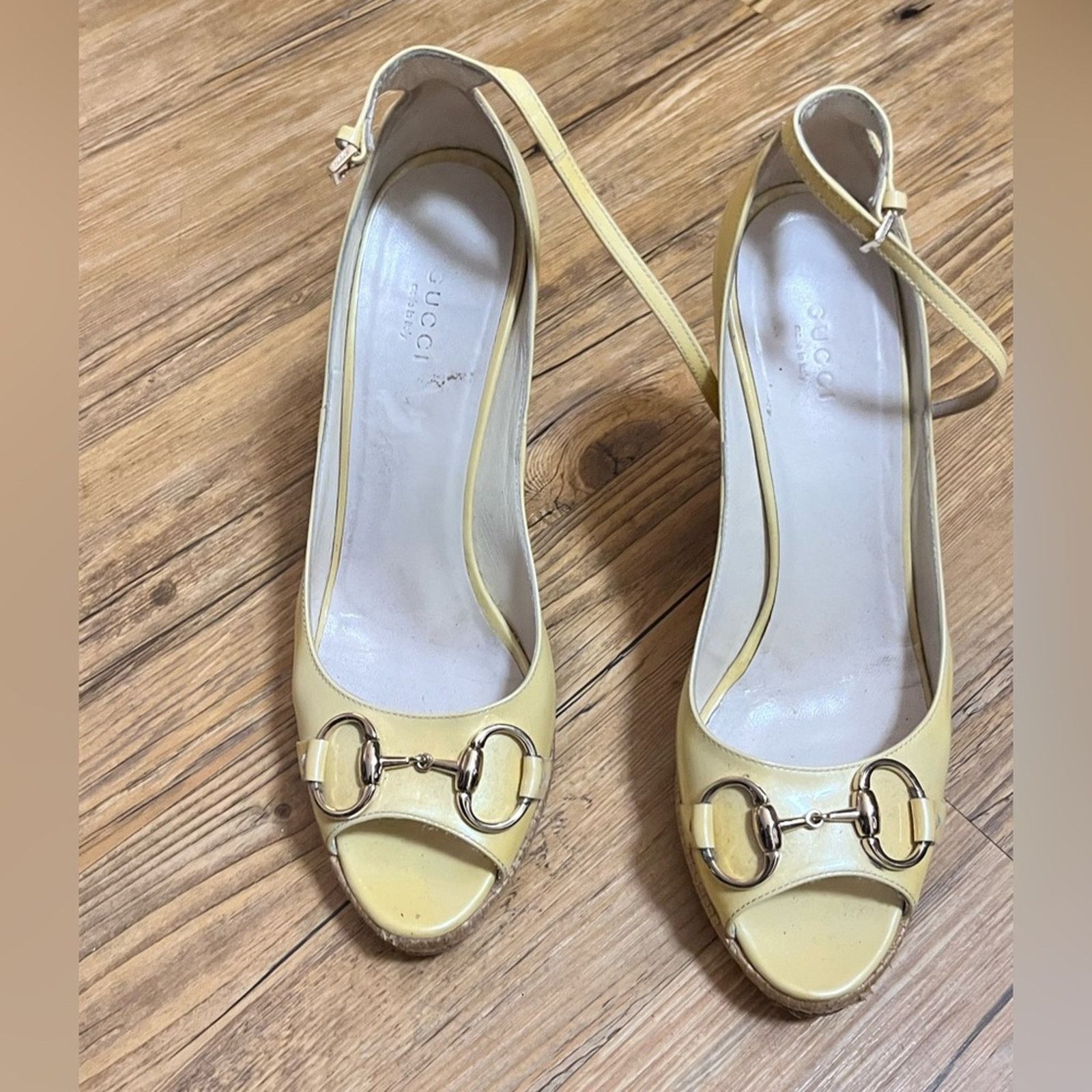 Gucci Preloved- Gucci Patent Leather Wedges Size 9.5 Size US 9.5 / IT 39.5 - 2 Thumbnail