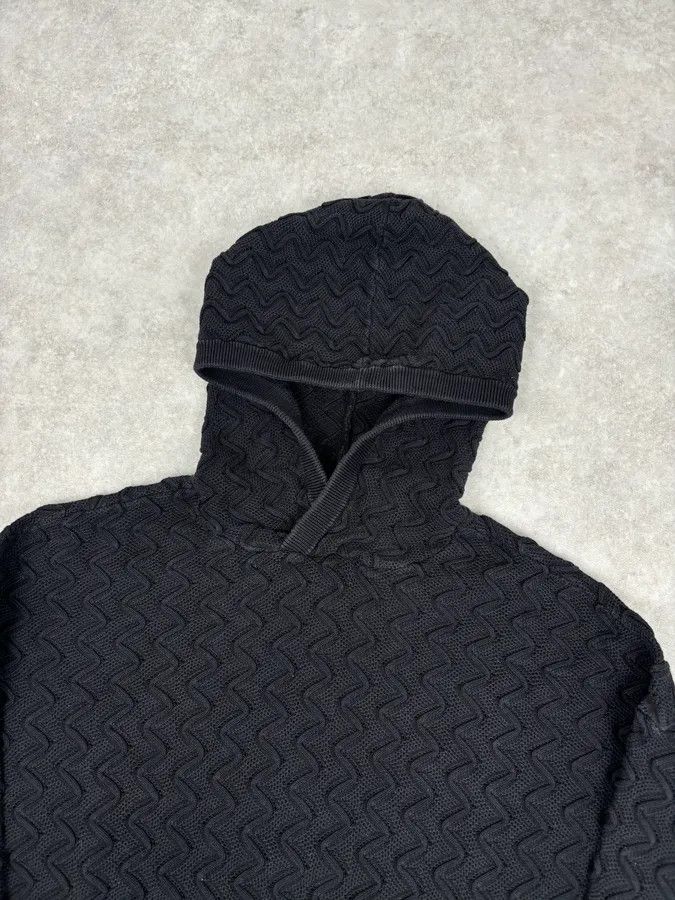 Emporio Armani AW2022 Emporio Armani Black Textured Hoodie Size US S / EU 44-46 / 1 - 4 Thumbnail