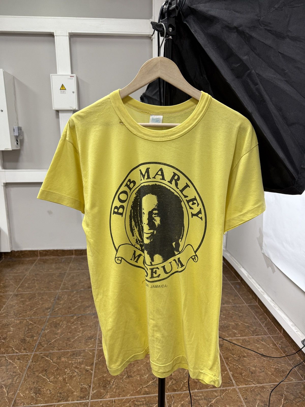 Bob Marley 🇯🇲 Vintage 80s Bob Marley Museum Rastafari Haile Selassie Size US M / EU 48-50 / 2 - 1 Thumbnail