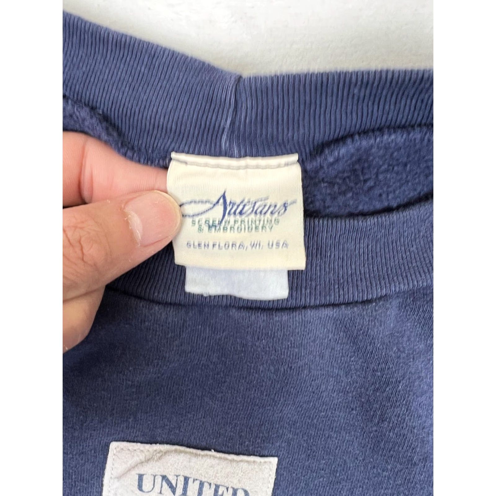 Vintage VINTAGE Artisans Sweatshirt Mens M Blue USA Patriotic Crew Neck Graphic Print 90s Size US M / EU 48-50 / 2 - 3 Thumbnail