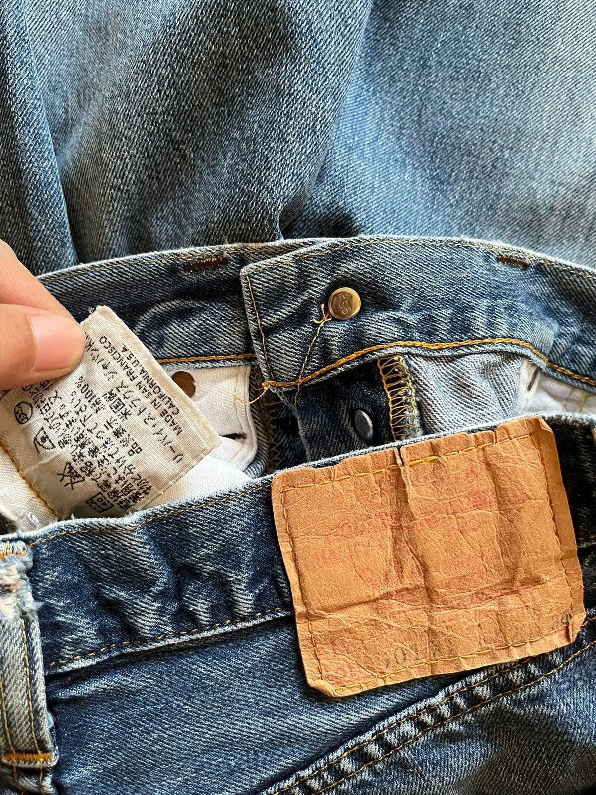 Levi's Vintage USA 80s Levis 501 Big E Selvedge Button 555 Jeans Size US 27 - 10 Thumbnail