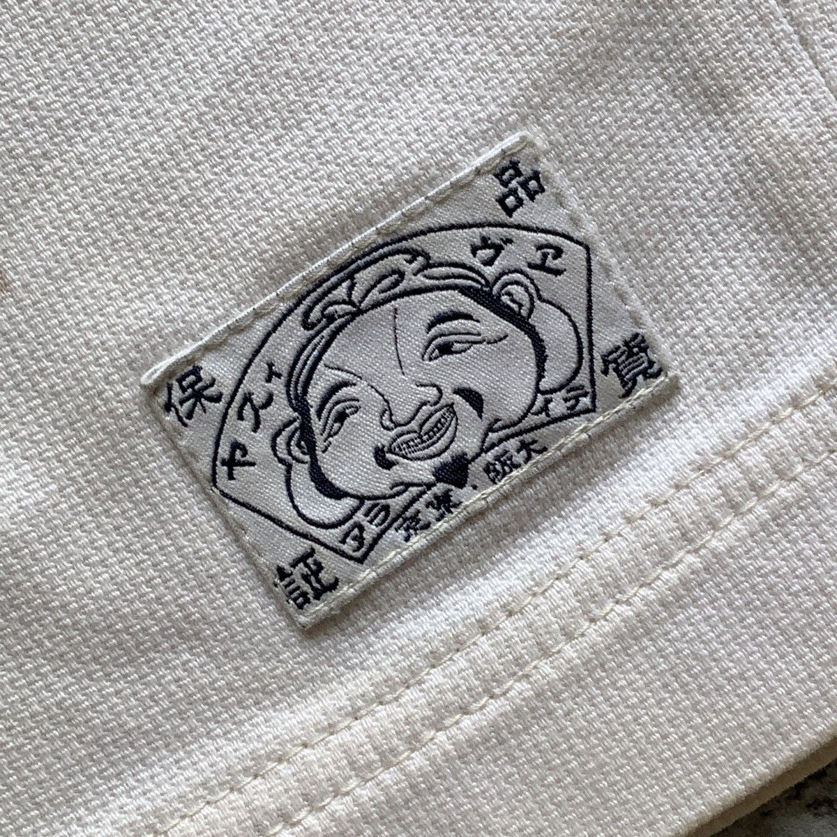 Evisu Evisu Necessary or Unnecessary Seagull Kanji Shorts Size US 32 / EU 48 - 4 Thumbnail