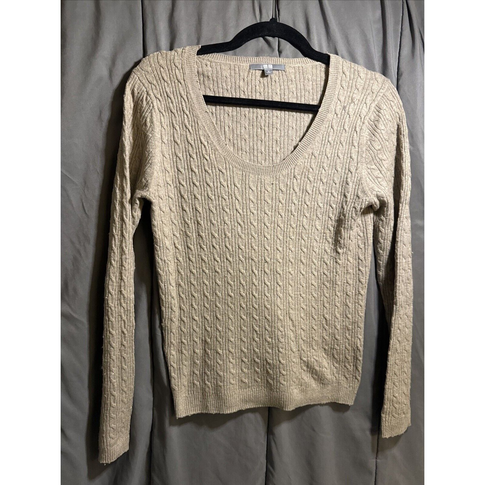 Uniqlo Uniqlo Cable Knit Womens Sweater Blend Medium Beige Scoop Ne Size M / US 6-8 / IT 42-44 - 1 Thumbnail