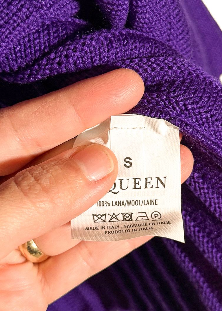 Alexander McQueen Alexander McQueen Royal Purple Ribbed Wool Flare Sweater Size S / US 4 / IT 40 - 5 Thumbnail