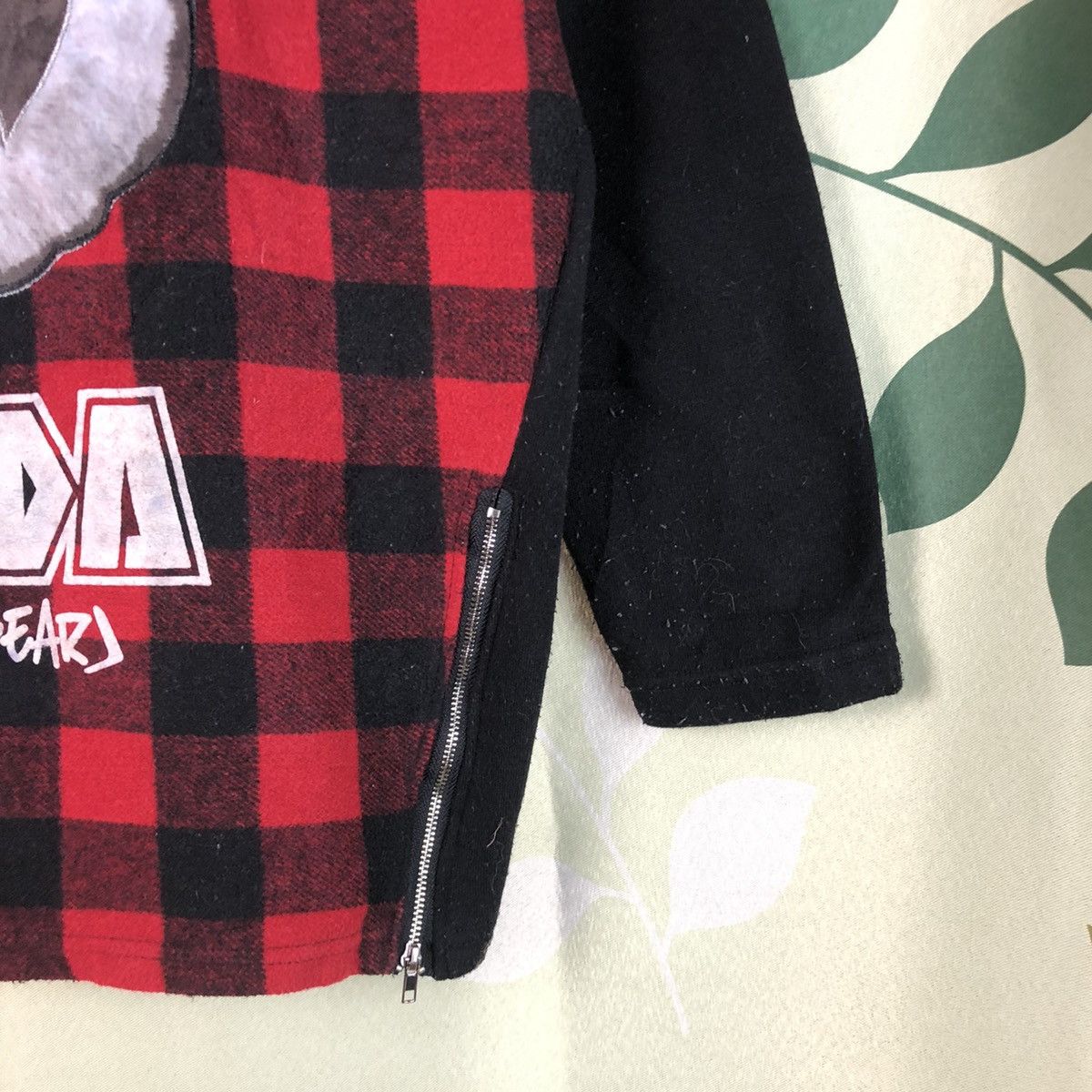 Japanese Brand Panda and A Bear Red checkered Sweatshirt #7468 Size L / US 10 / IT 46 - 8 Thumbnail
