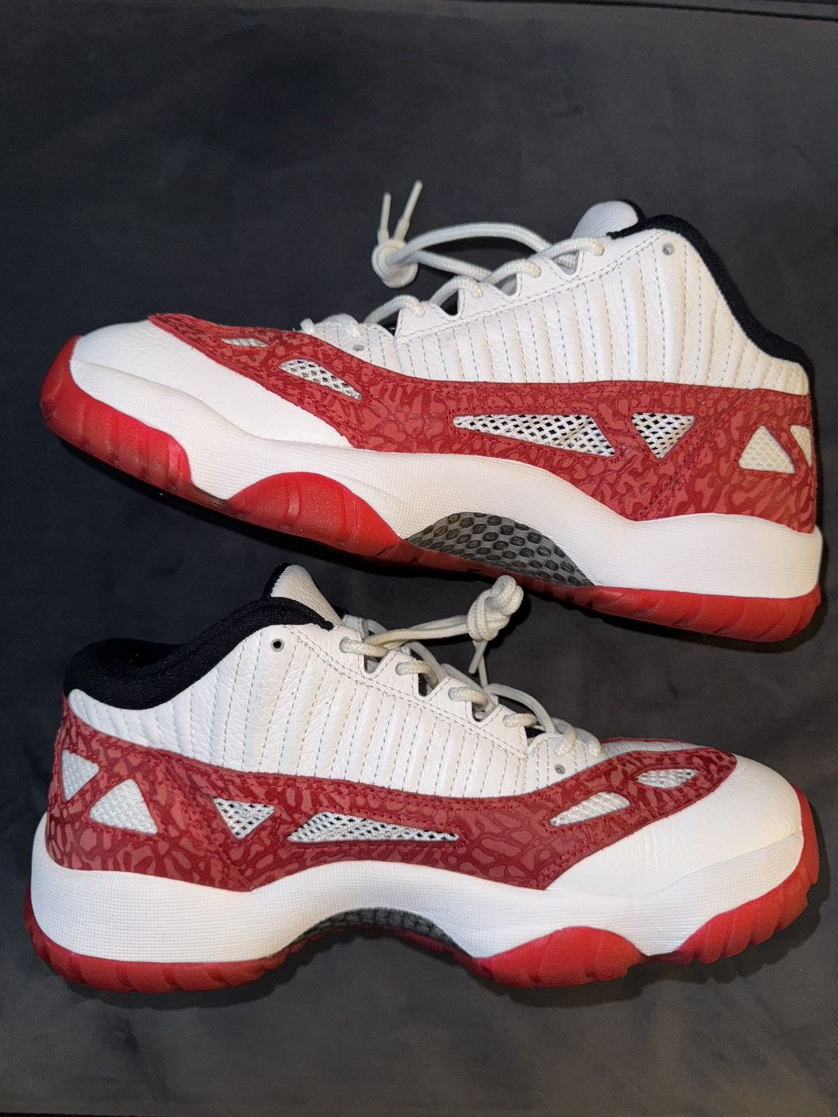 Jordan Brand Jordan 11 Retro Low IE ‘White Gym Red’ Size 8.5M Size US 8.5 / EU 41-42 - 2 Thumbnail