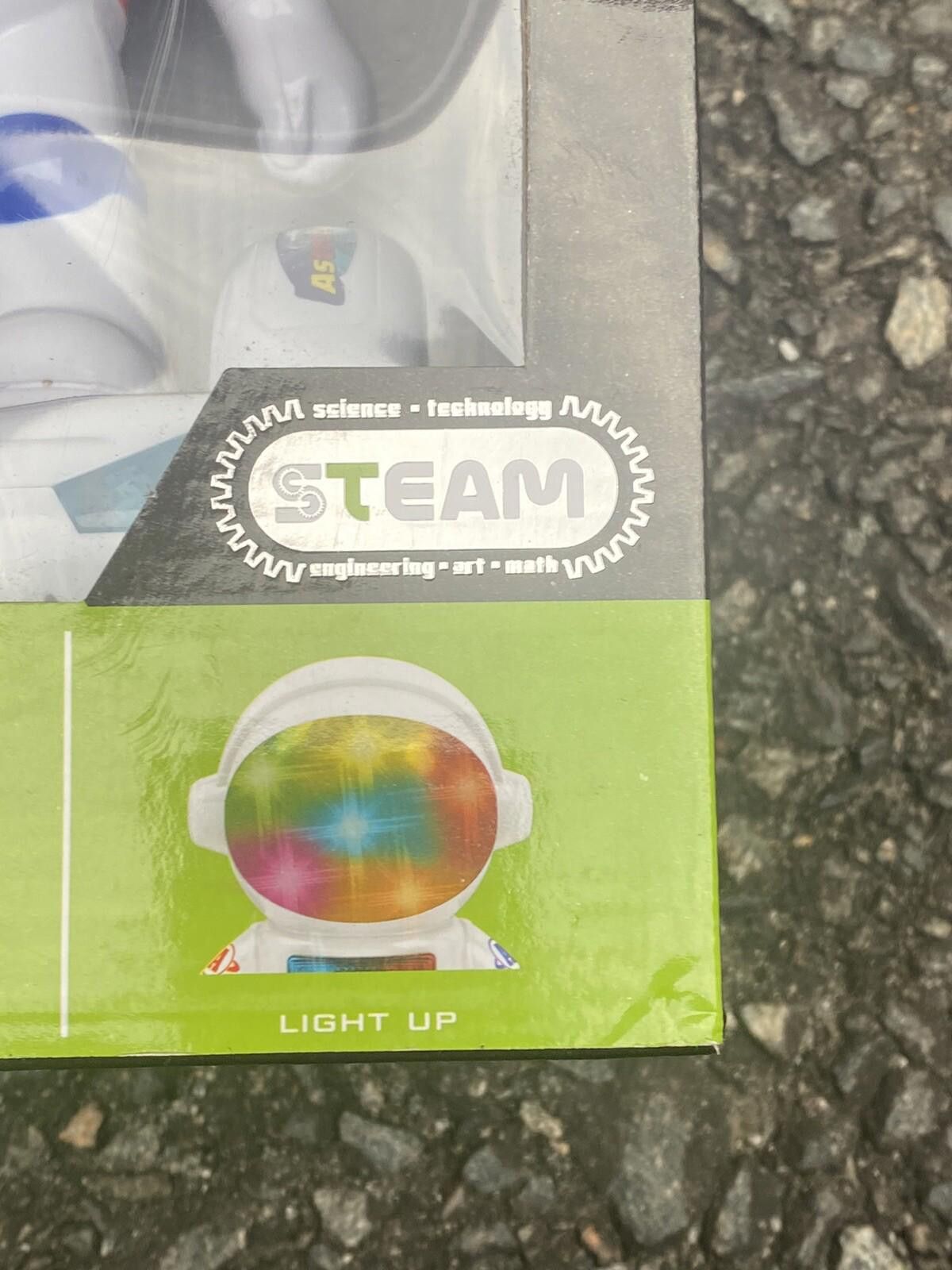 Stampd VIVITAR Robo Light Up Space Flyer Music, Bump N Go, Light Up Size ONE SIZE - 6 Thumbnail