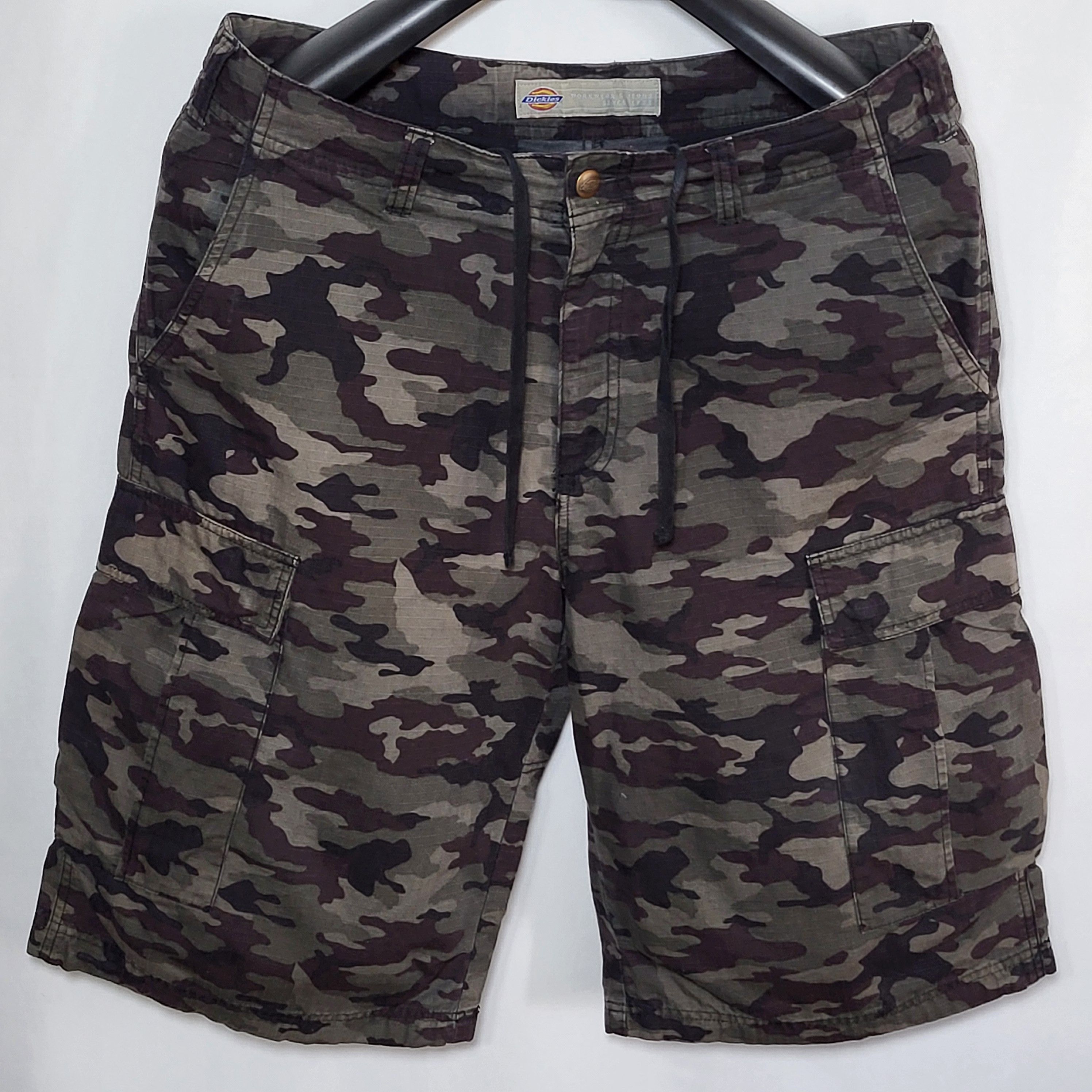 Dickies Dickies Camo Cargo Shorts size 34 Size US 34 / EU 50 - 5 Thumbnail