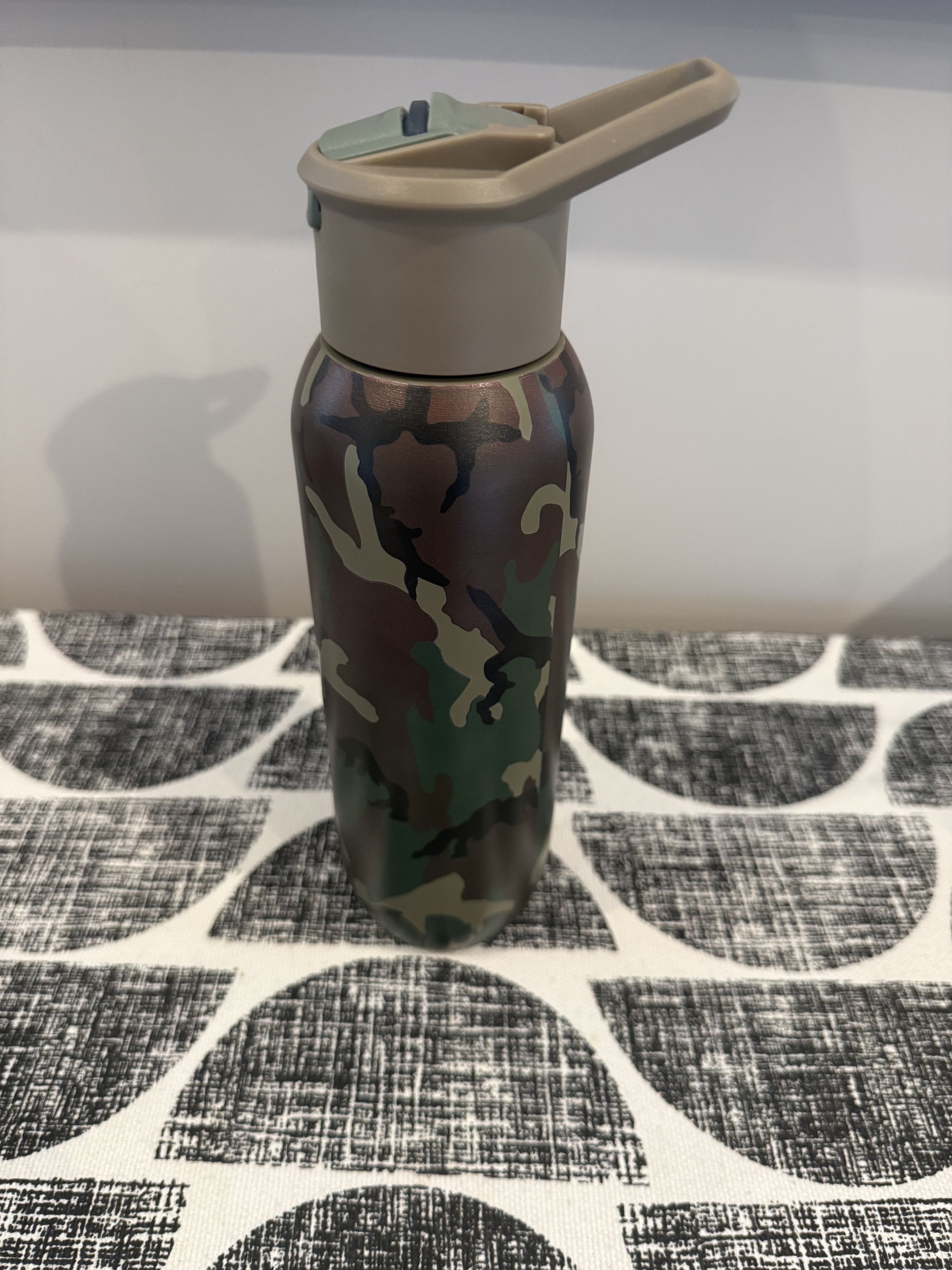The GV Gallery GV Gallery Water Bottle Size ONE SIZE - 3 Thumbnail