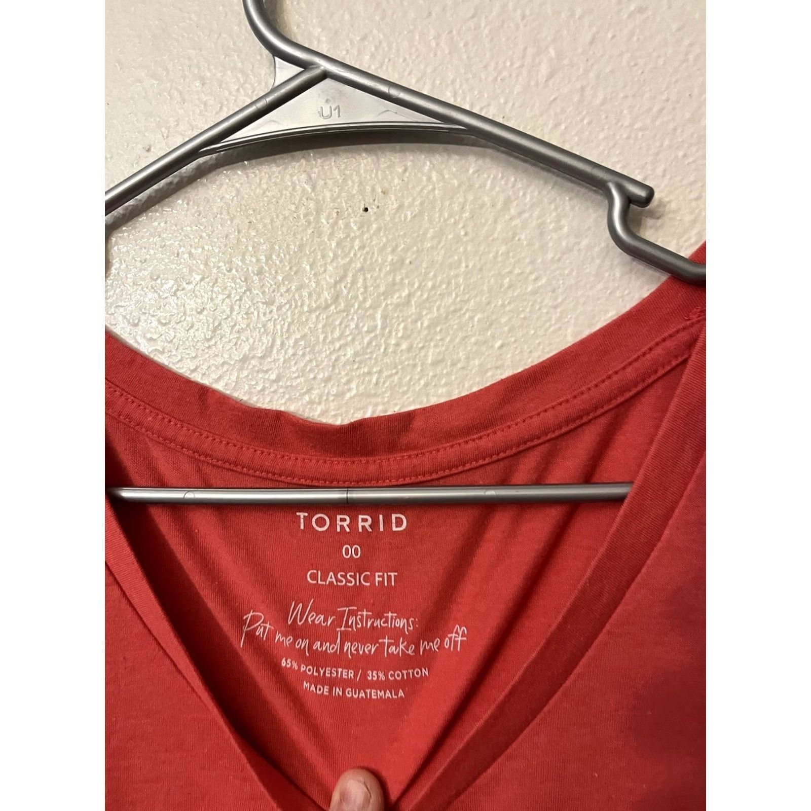 Torrid Torrid Classic Fit Knits Shirt Size 00 Black Salmon V Neck Short Sleeve Womens Size XXS / US 00 / IT 34 - 2 Thumbnail