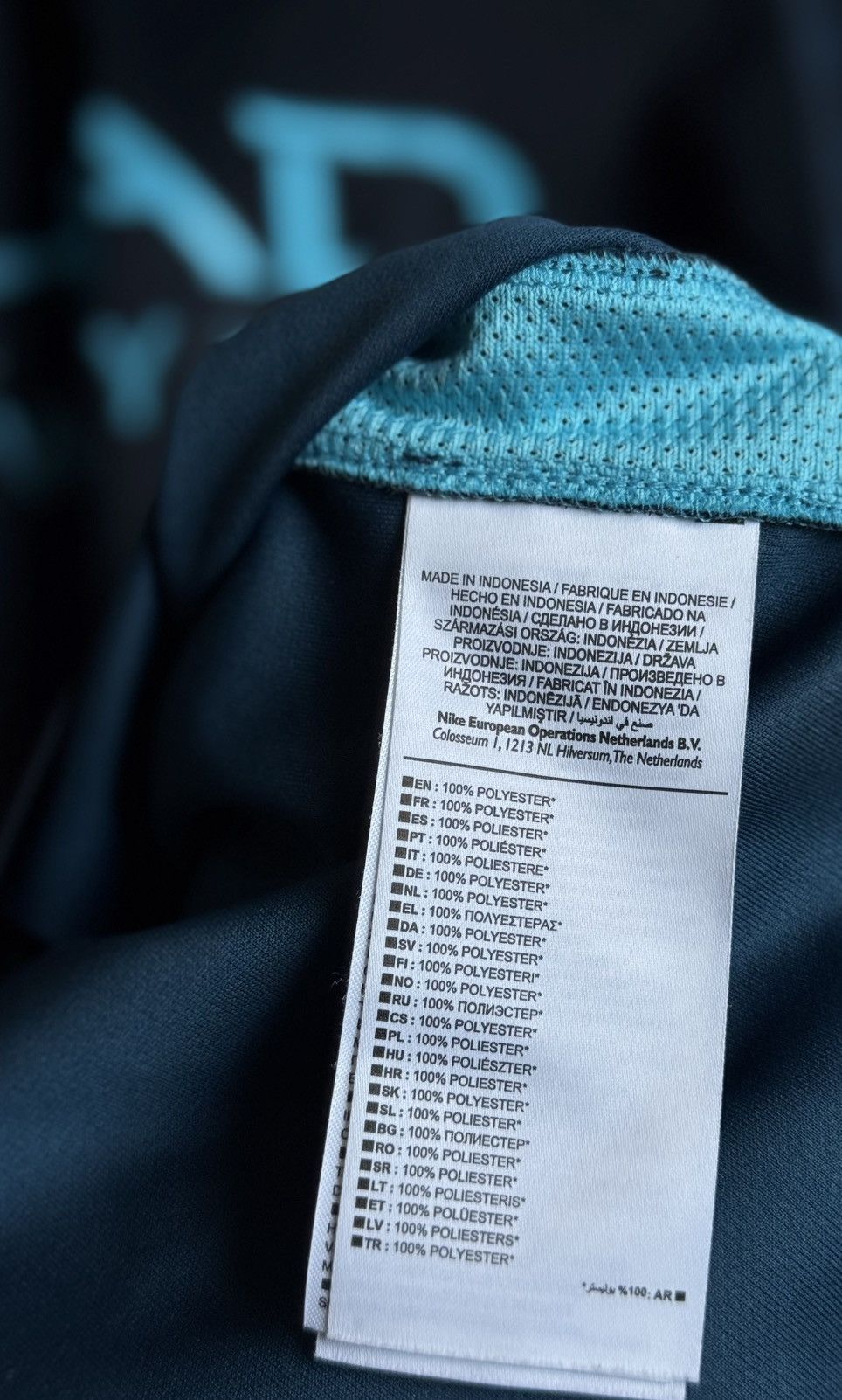 Vintage Manchester City Nike Jersey T-shirt 2015 2016 Size US M / EU 48-50 / 2 - 11 Thumbnail
