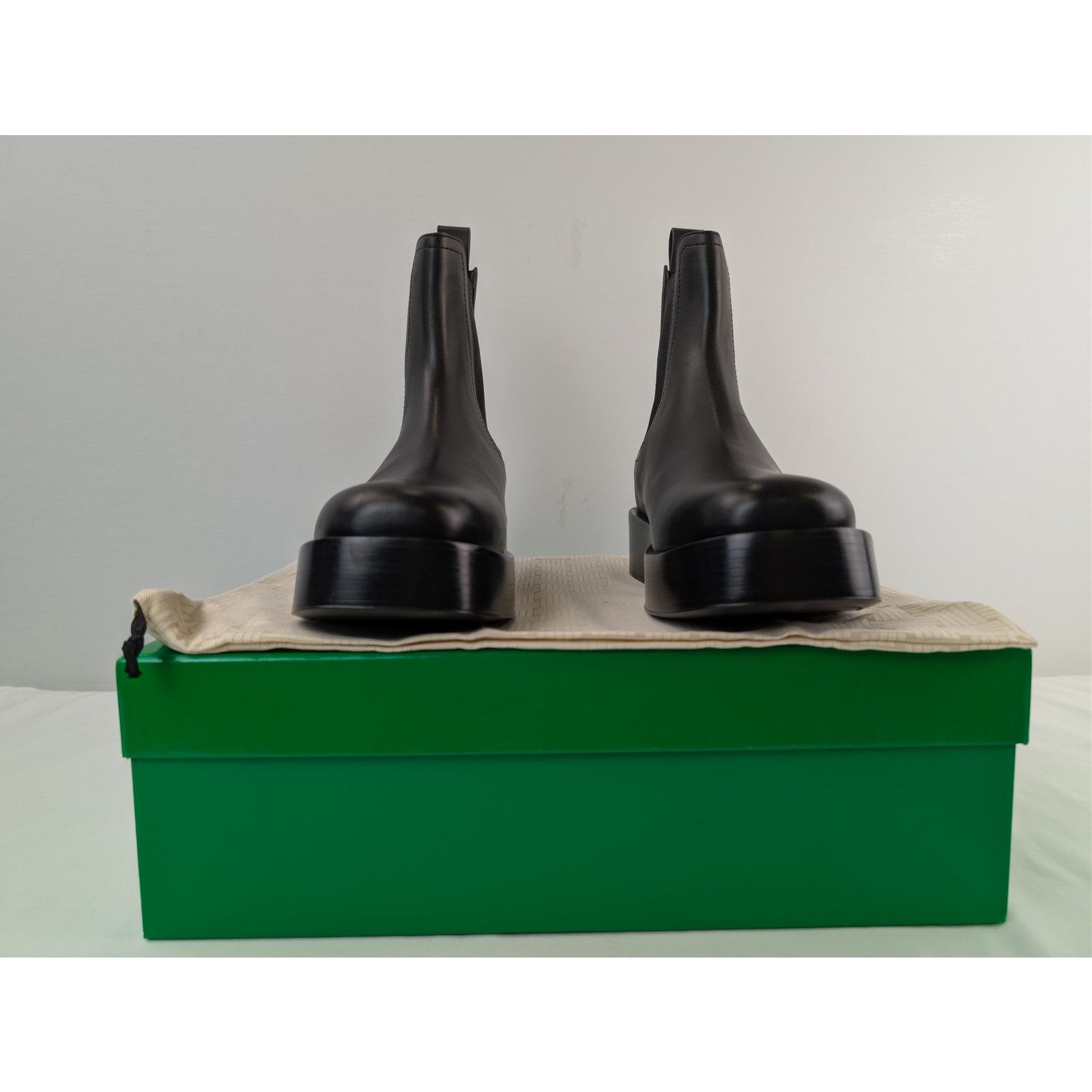 Bottega Veneta o1rshd1 Daisy Calf Torino Ankle Boots in Black Size US 10 / EU 43 - 15 Thumbnail