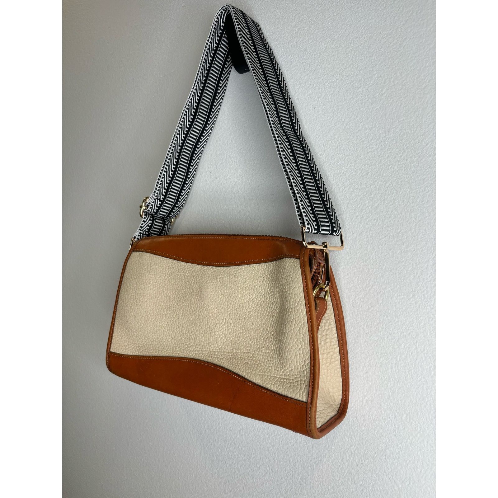 Dooney & Bourke Dooney Bourke Beige with Brown Trim Size ONE SIZE - 6 Thumbnail