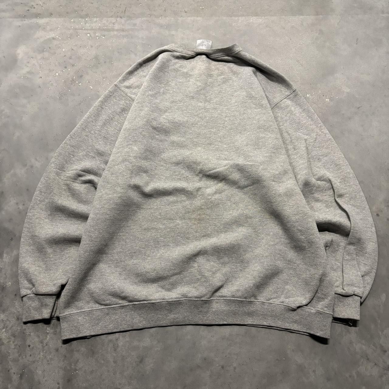 Nike × Vintage Crazy Vintage 90s Grey Nike Swoosh Streetwear Essential Crewneck! Size US L / EU 52-54 / 3 - 6 Thumbnail