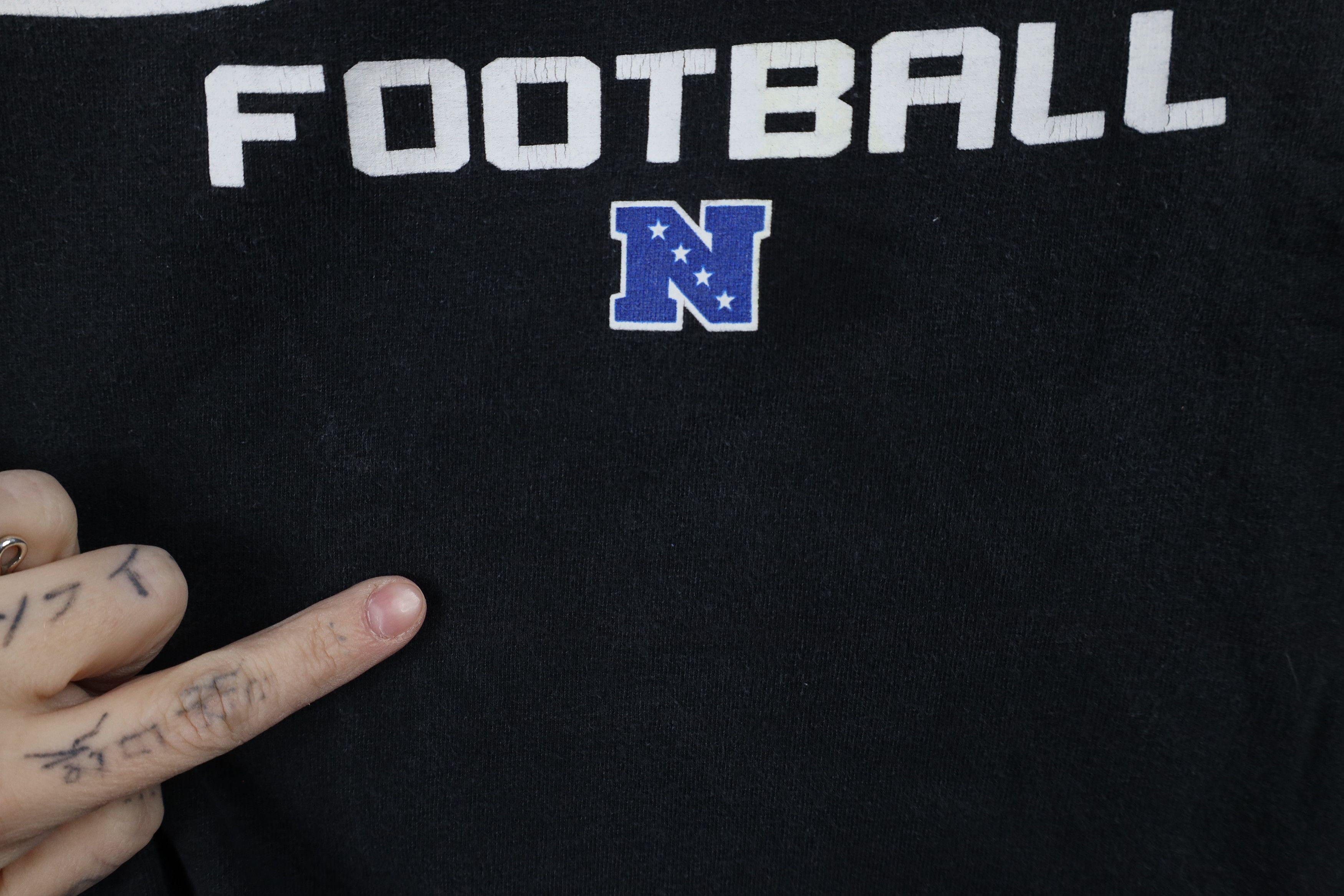 Vintage Vintage NFL Spell Out Detroit Lions Football T-Shirt Black Size US L / EU 52-54 / 3 - 5 Thumbnail