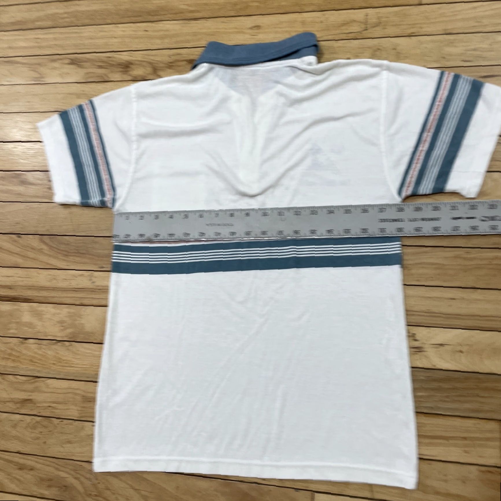 Vintage VINTAGE Polo Shirt Men M American Blue Cotton Blend Knit Button Short Sleeve Collared Geometric Graphic Spellout Classic Stretch Famous 90s? Size US M / EU 48-50 / 2 - 6 Thumbnail