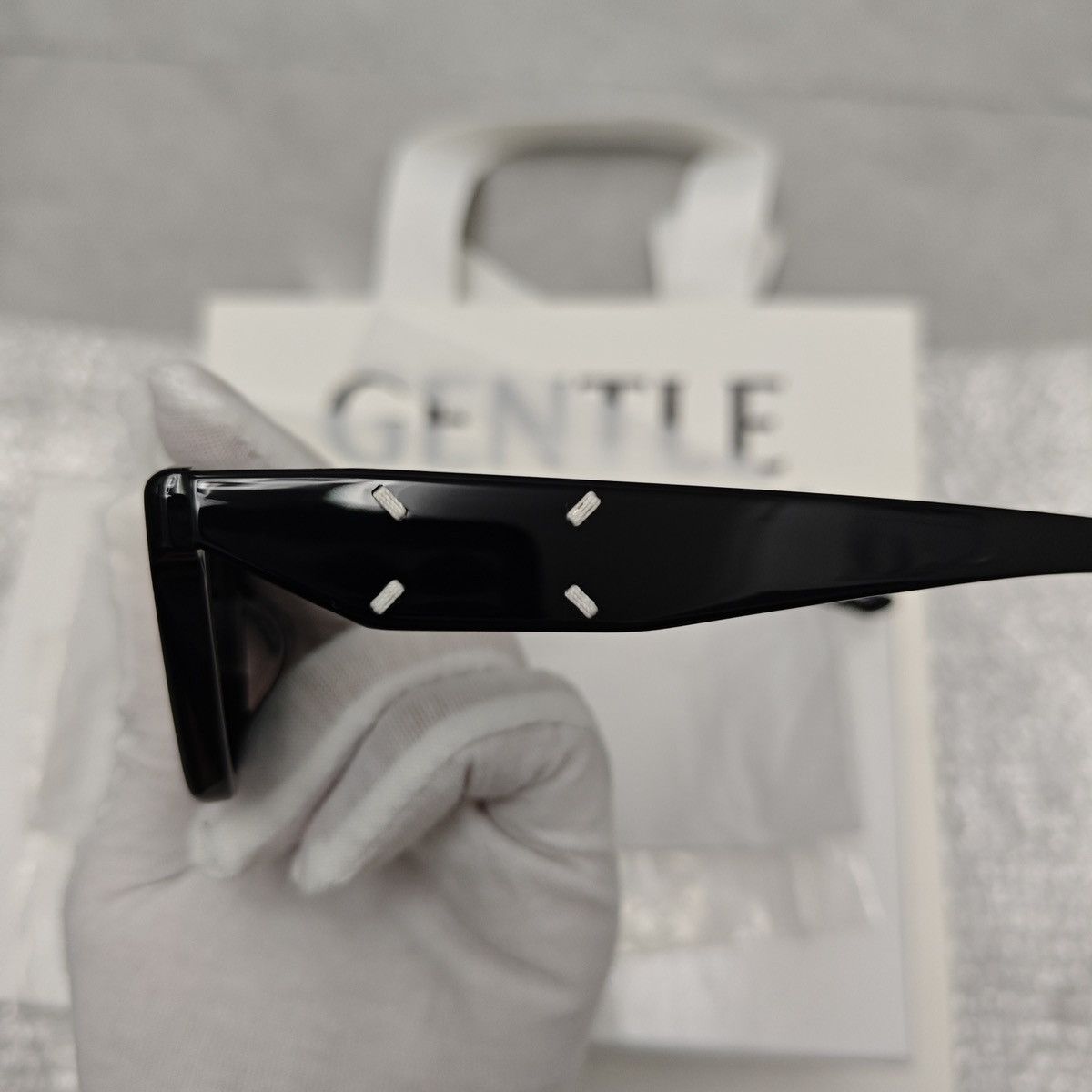 Gentle Monster × Maison Margiela Gentle Monster x Maison Margiela MM208-01 Size ONE SIZE - 4 Thumbnail