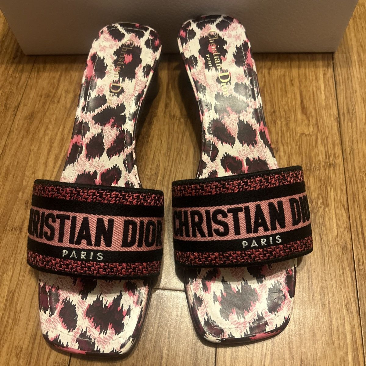 Dior Dior DWAY HEELED SLIDE Deep Fuchsia Mizza Embroidered Cotton Size US 10 / IT 40 - 4 Thumbnail